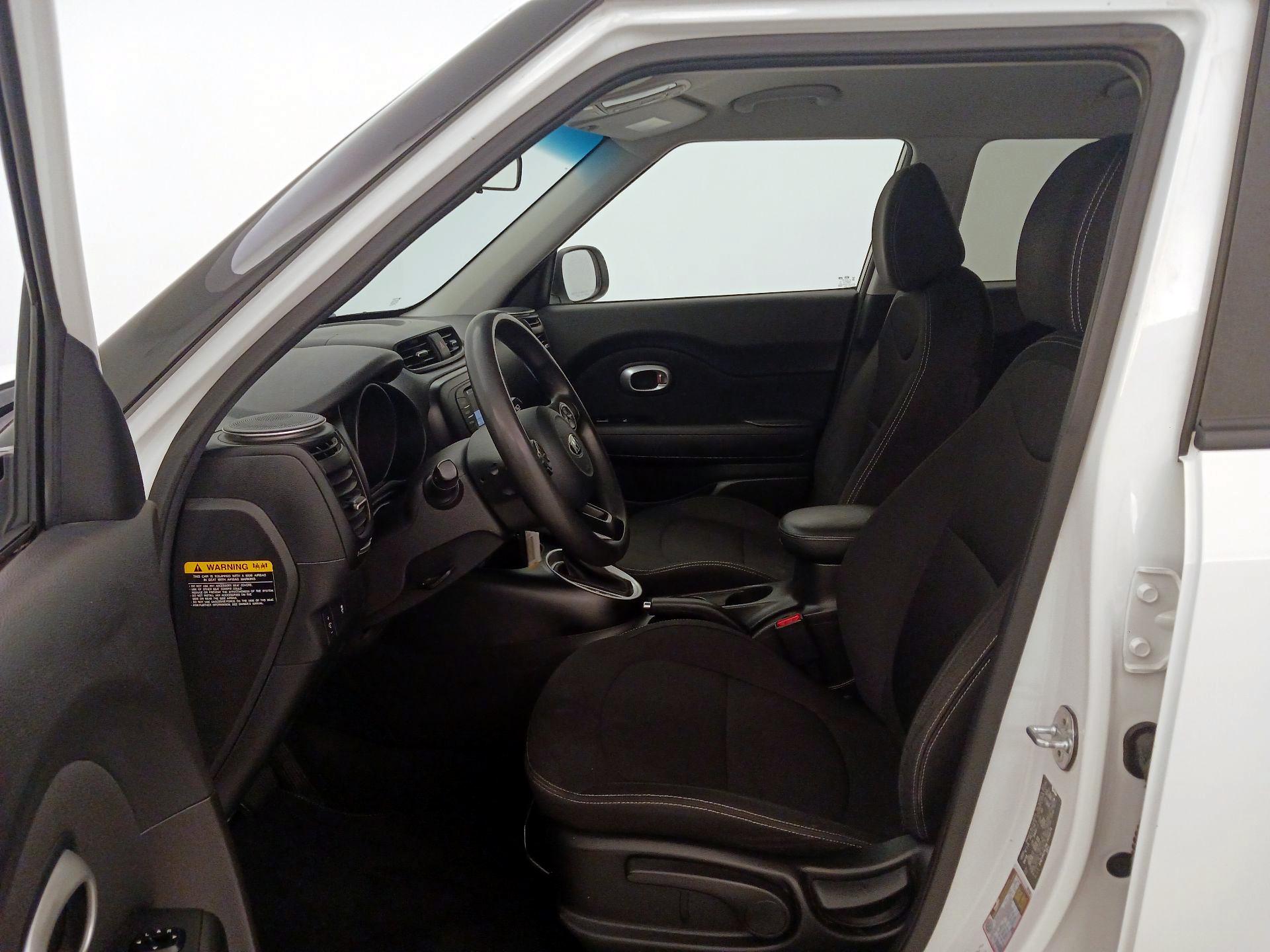 Thumbnail: 2019 Kia Soul - 11