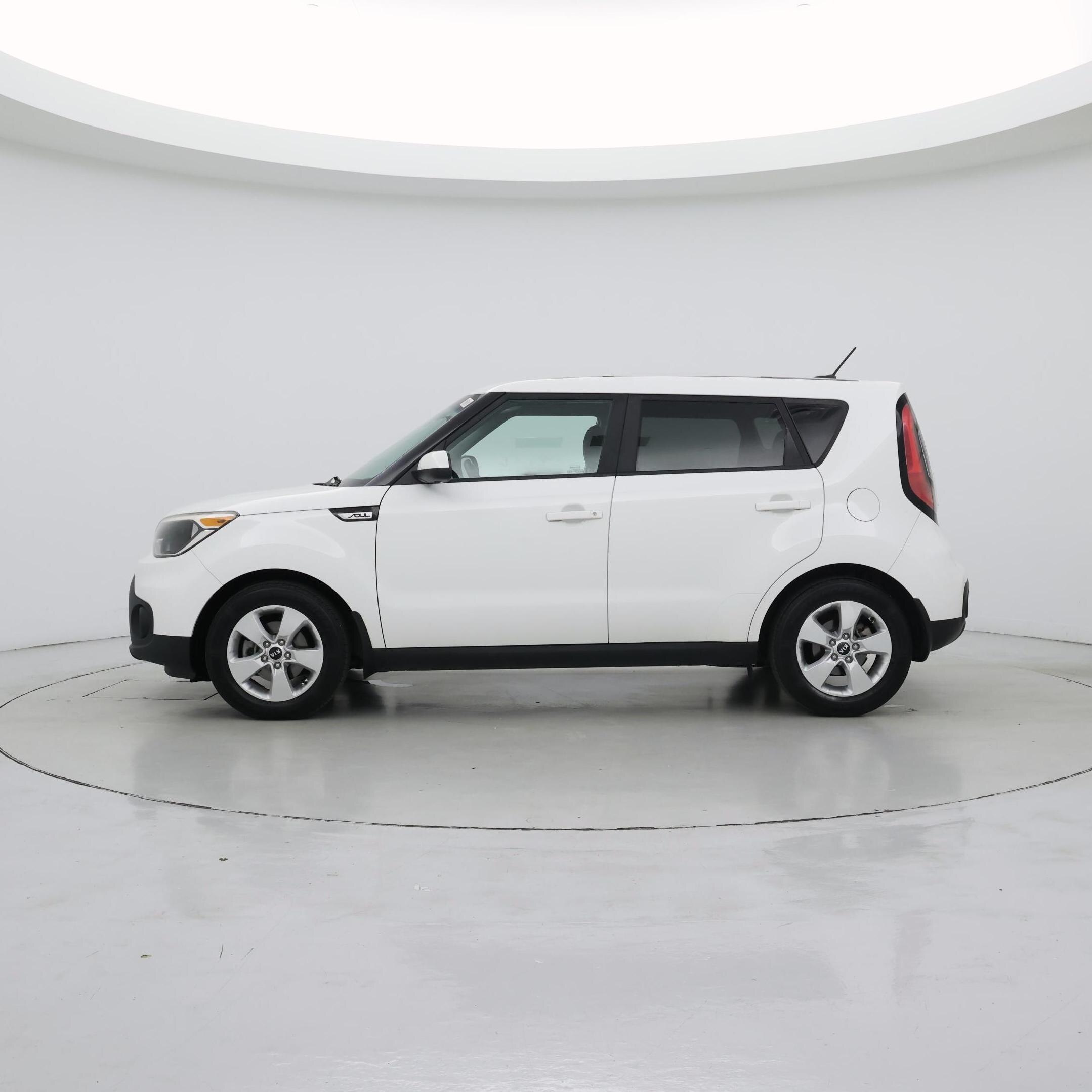 Thumbnail: 2019 Kia Soul - 3