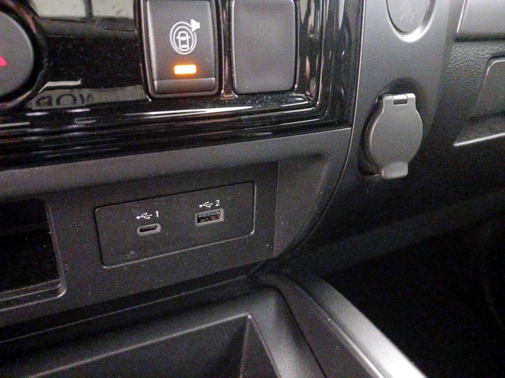 Thumbnail: 2024 Nissan Titan - 19