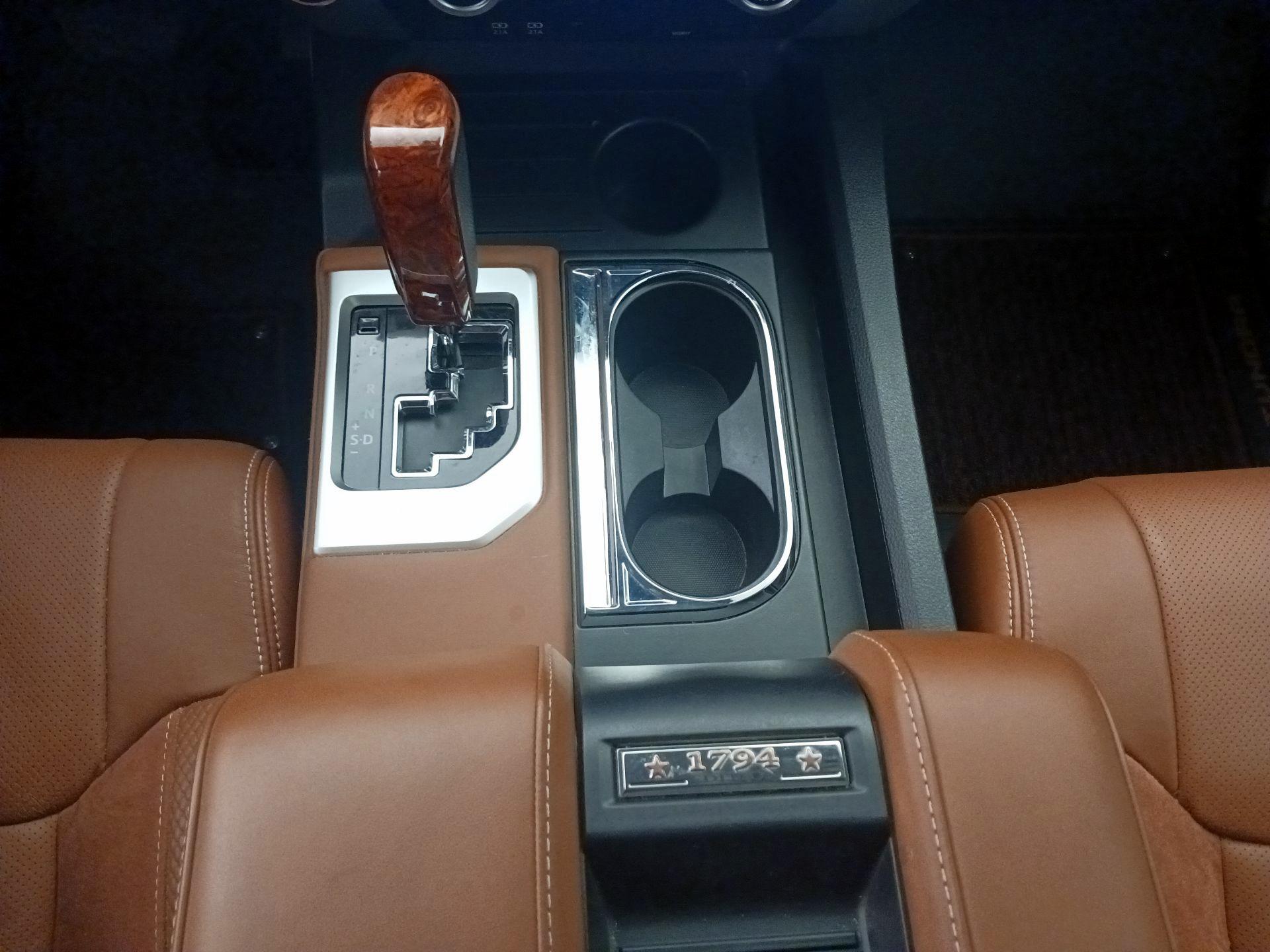 Thumbnail: 2021 Toyota Tundra - 18