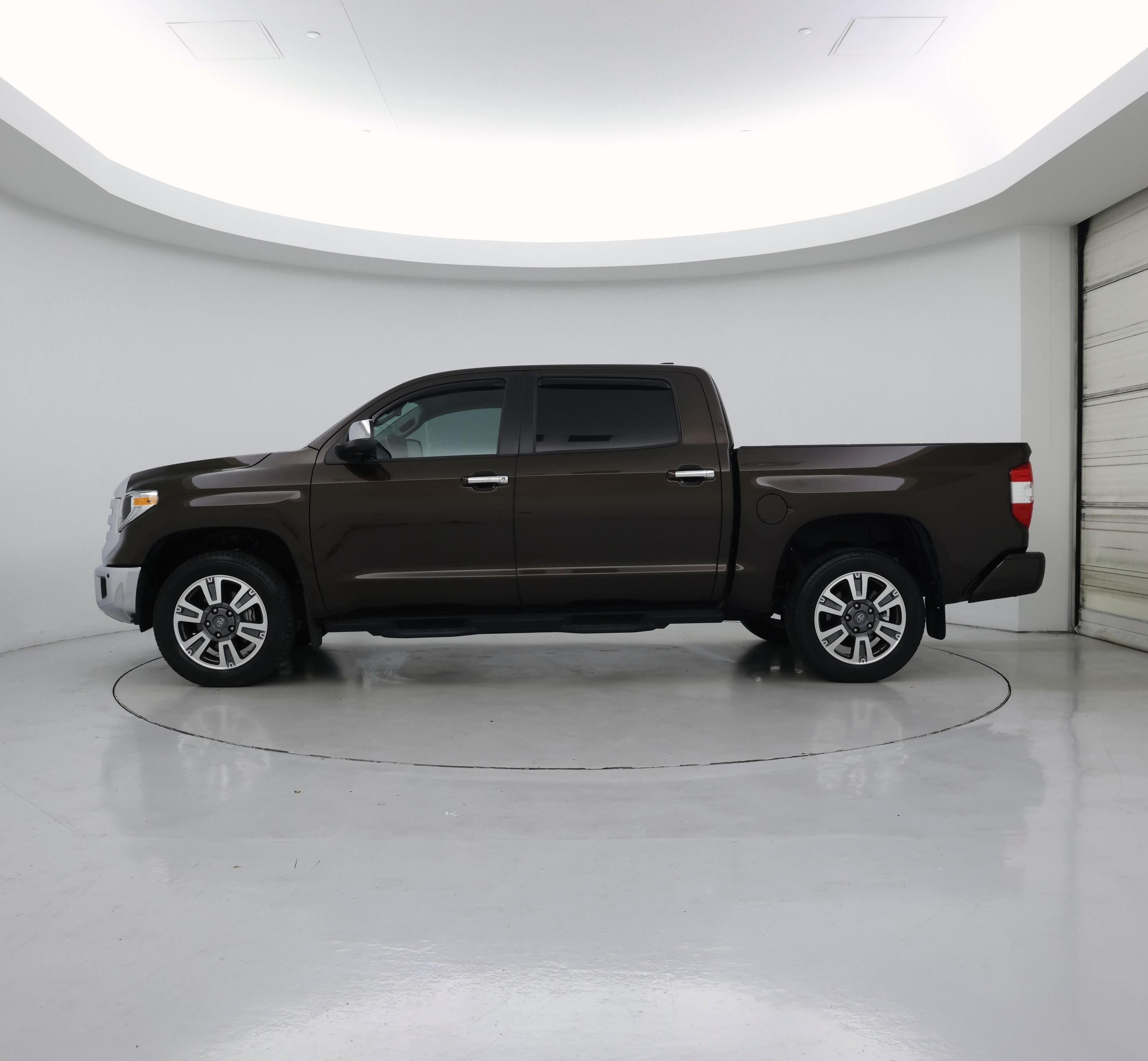 Thumbnail: 2021 Toyota Tundra - 3