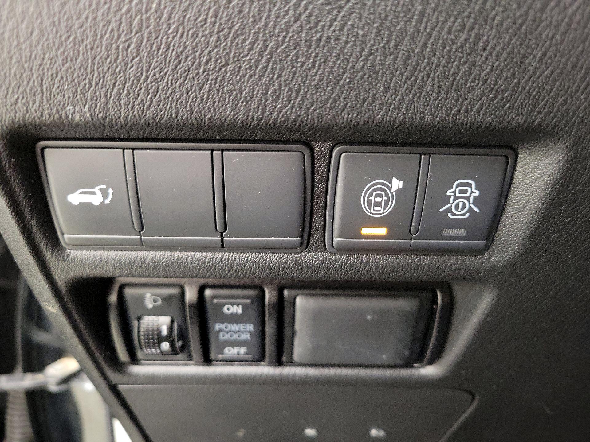 Thumbnail: 2019 Nissan Armada - 13