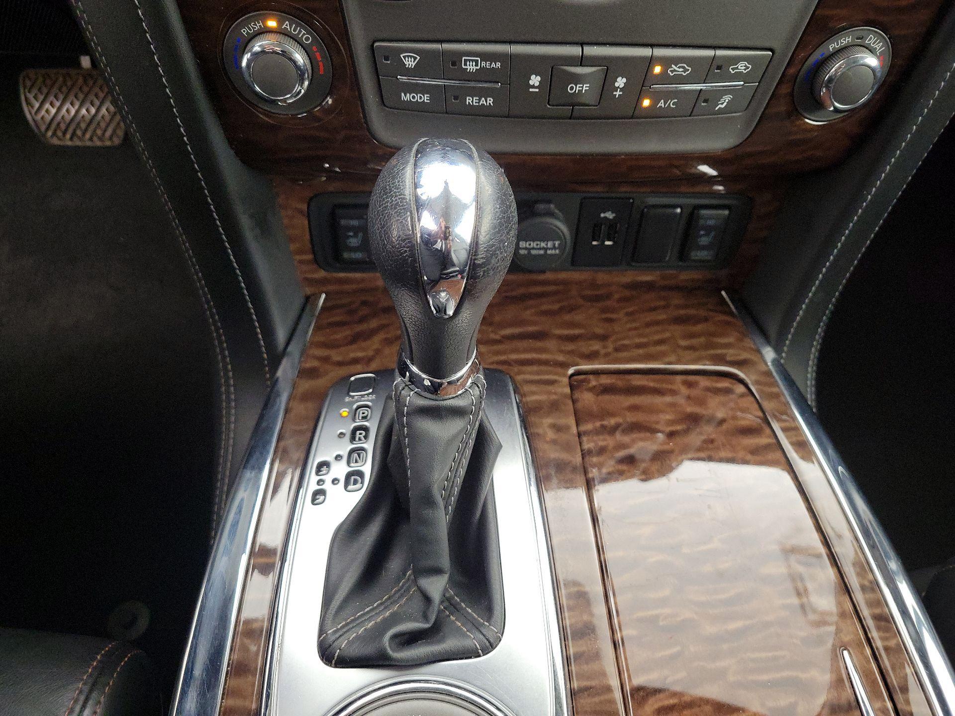 Thumbnail: 2019 Nissan Armada - 18