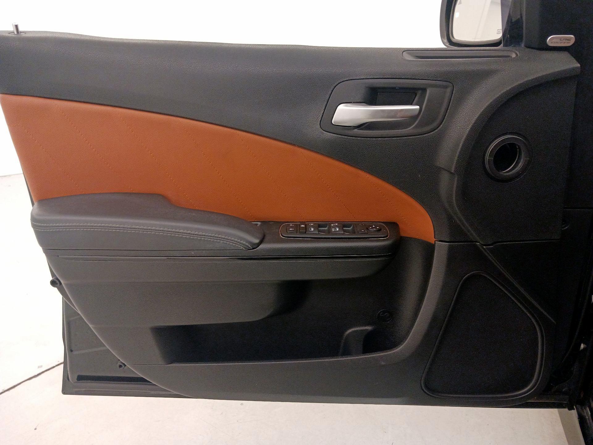 Thumbnail: 2020 Dodge Charger - 12