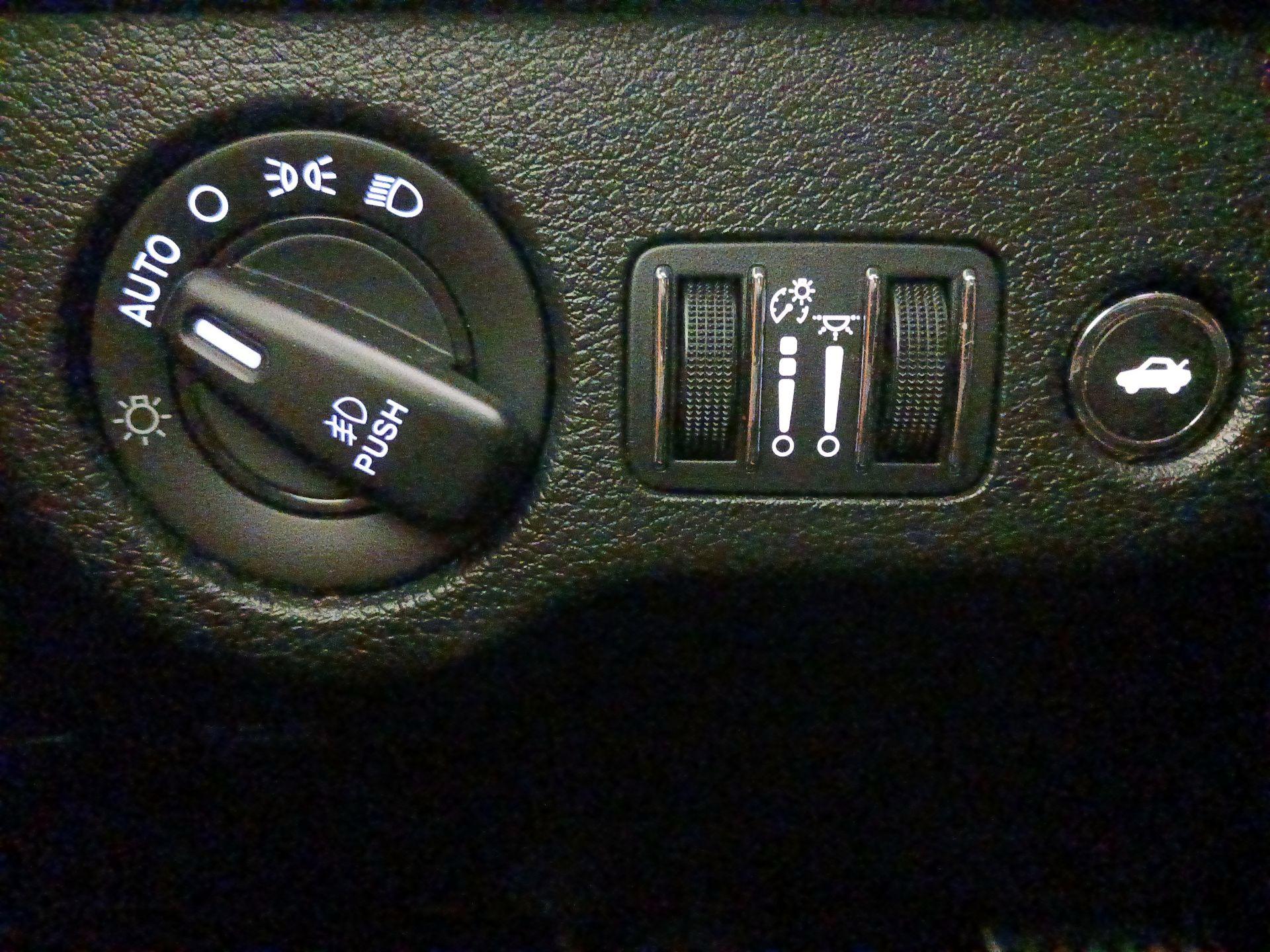 Thumbnail: 2020 Dodge Charger - 13