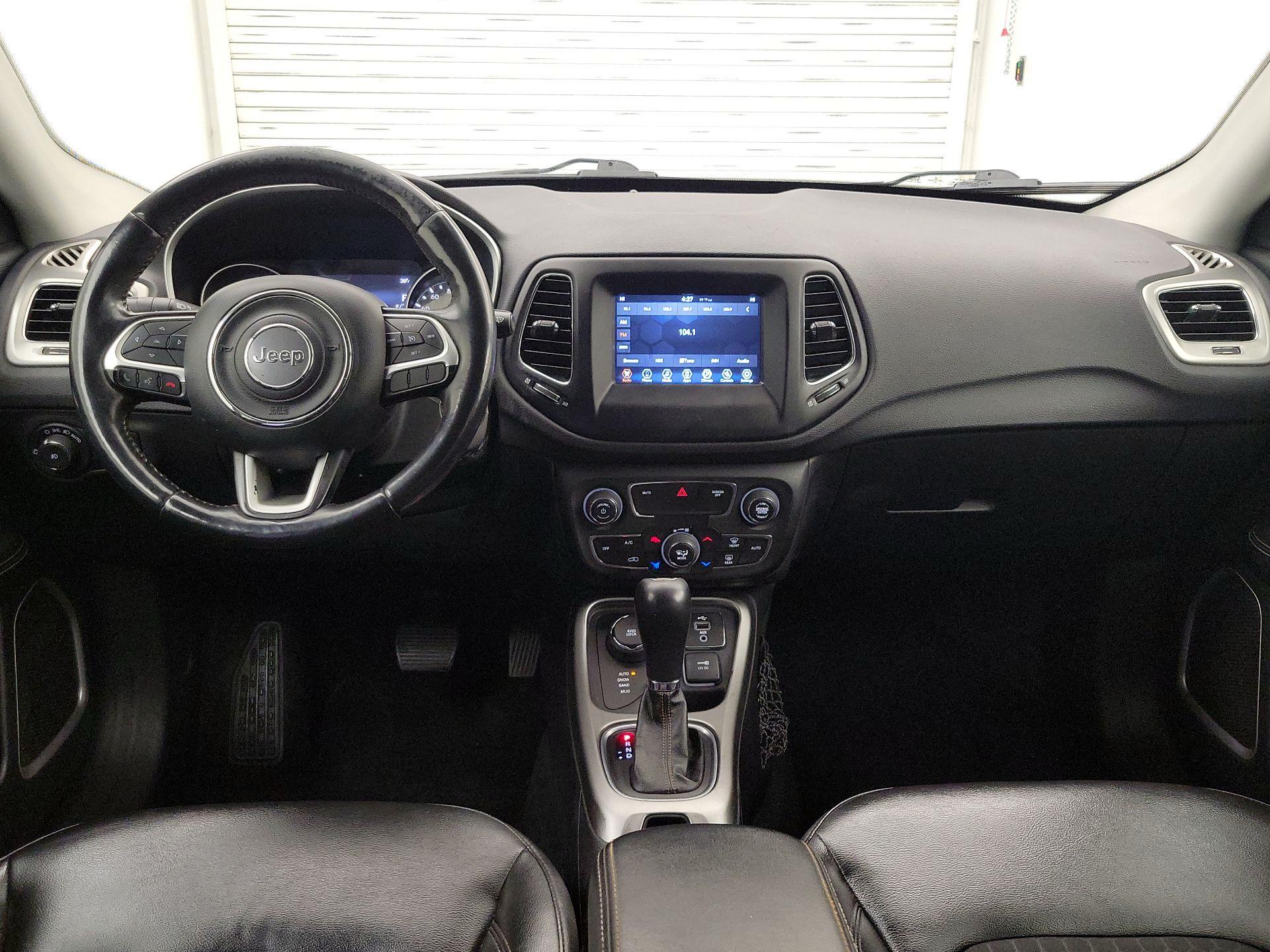 Thumbnail: 2019 Jeep Compass - 9