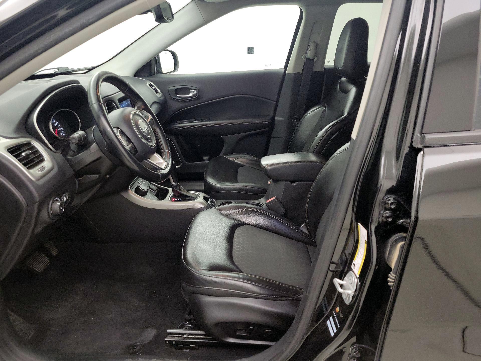 Thumbnail: 2019 Jeep Compass - 11