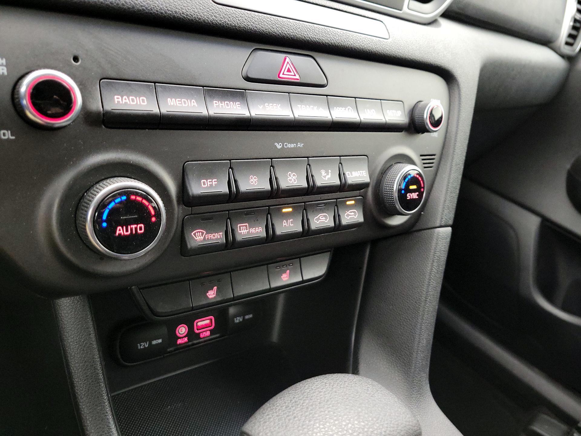 Thumbnail: 2019 Kia Sportage - 16