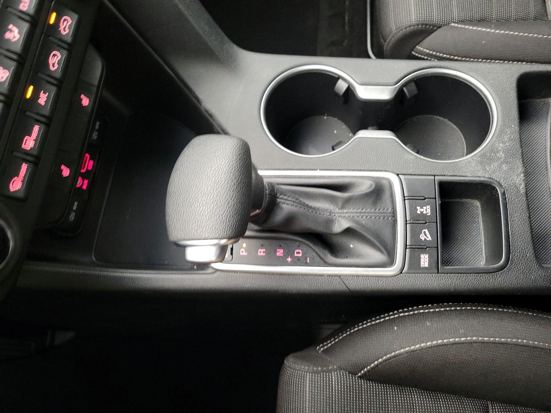 Thumbnail: 2019 Kia Sportage - 17