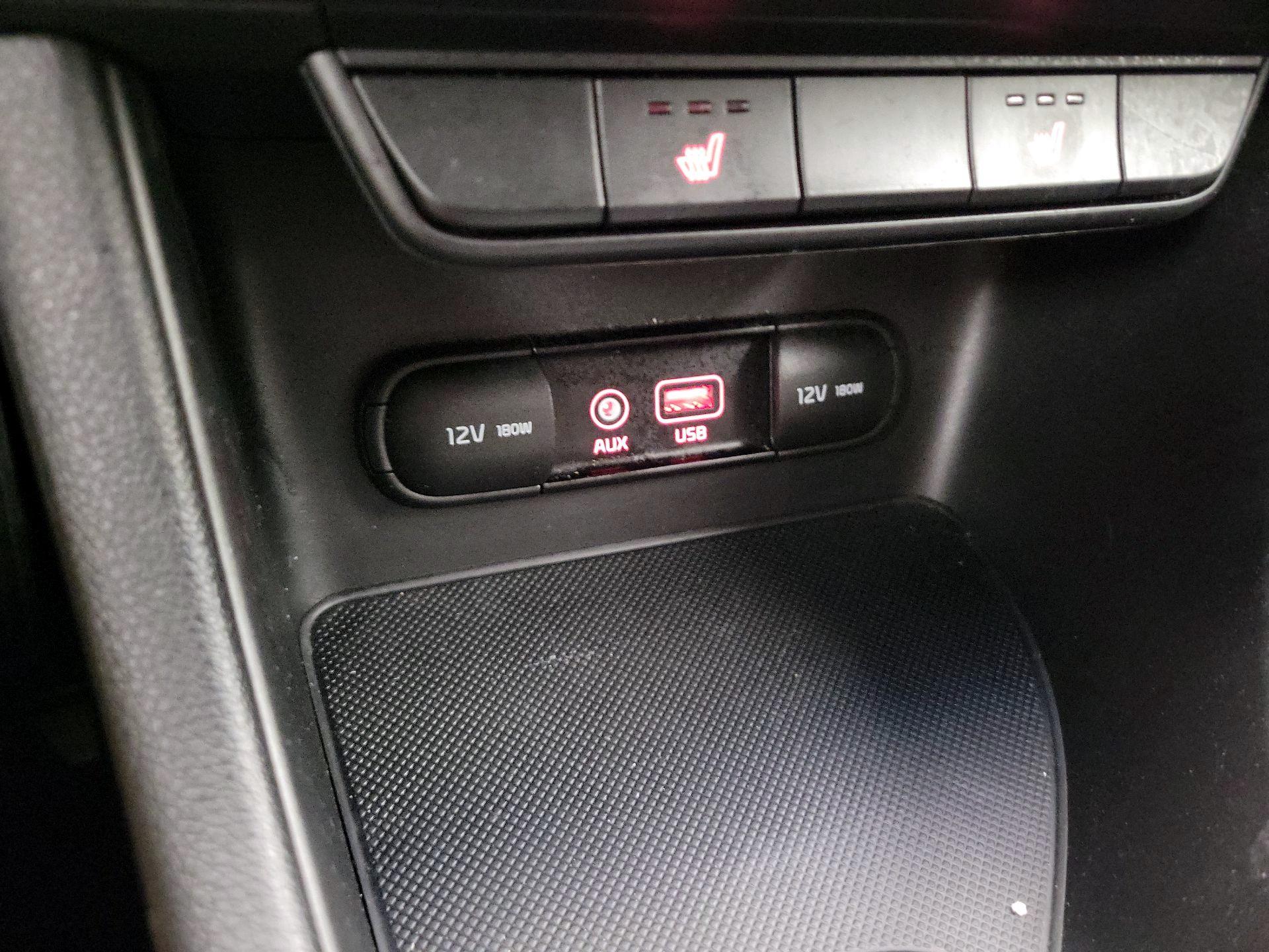 Thumbnail: 2019 Kia Sportage - 18