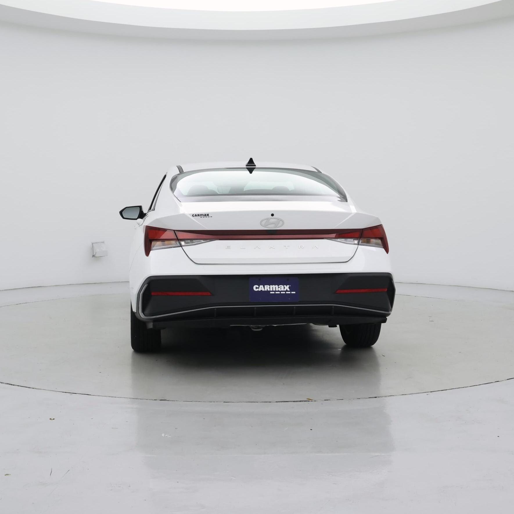 Thumbnail: 2024 Hyundai Elantra - 6