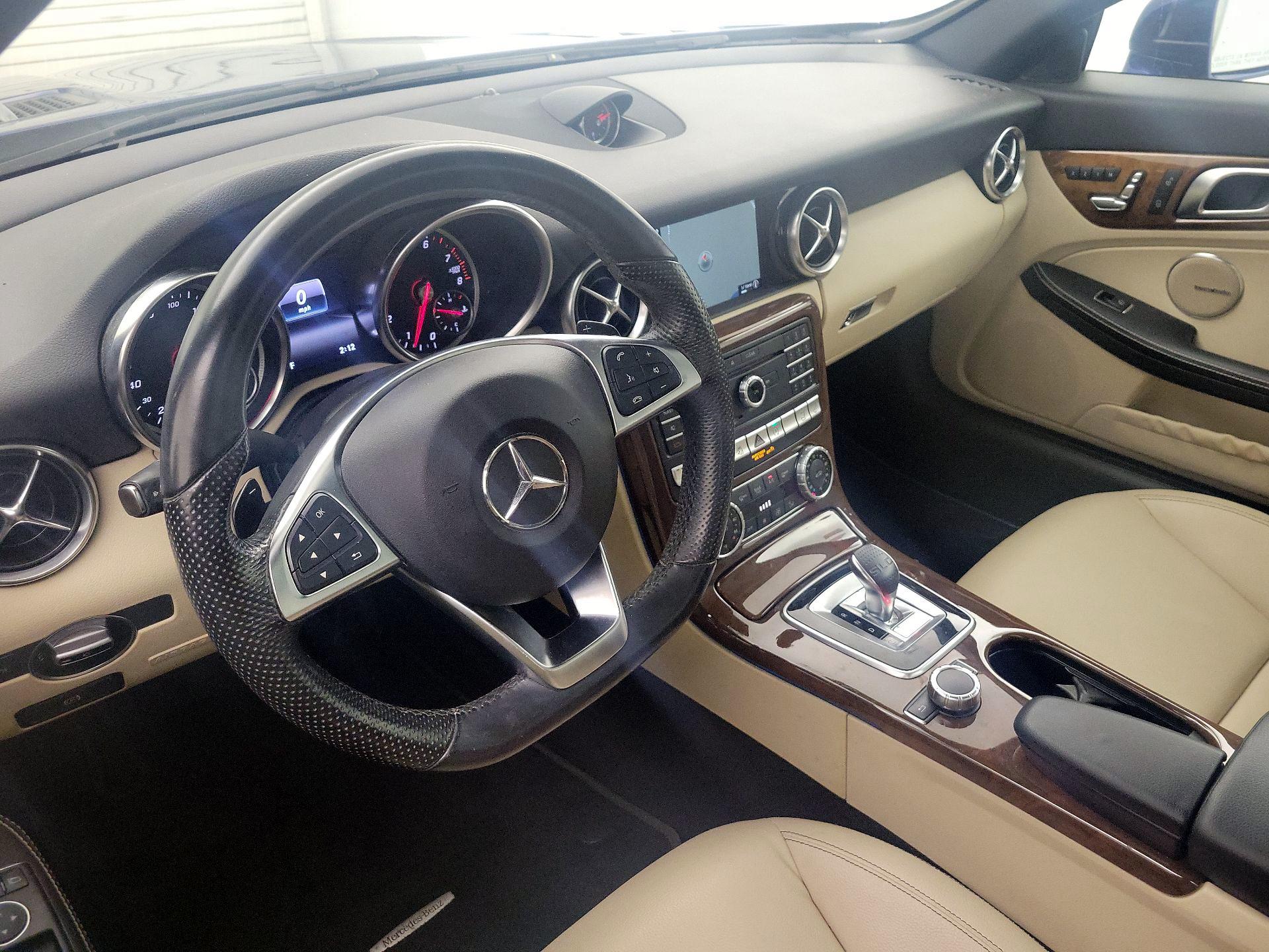 Thumbnail: 2017 Mercedes-Benz SLC - 9