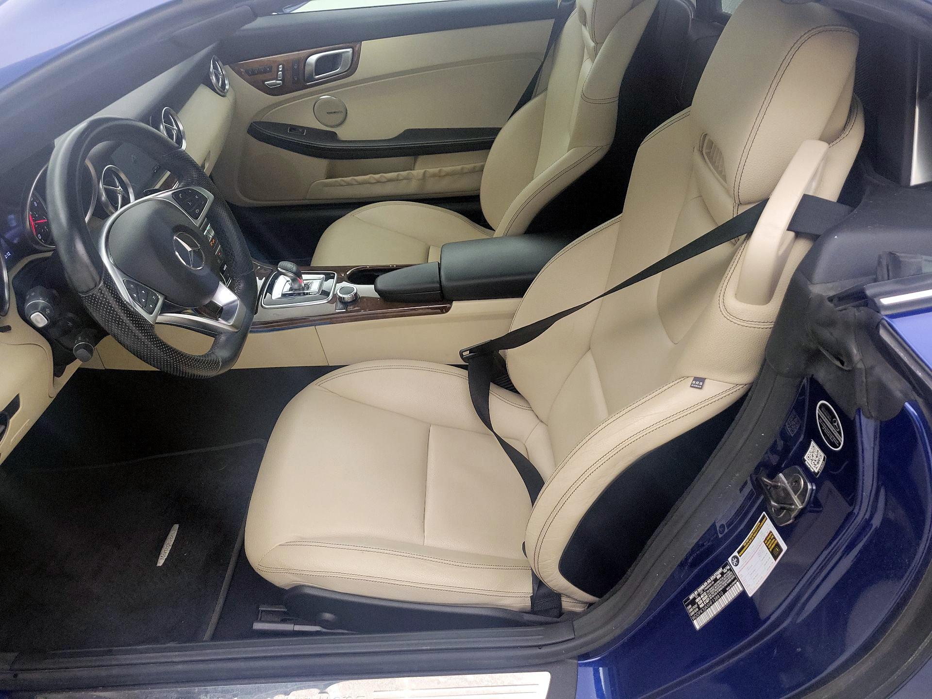 Thumbnail: 2017 Mercedes-Benz SLC - 11