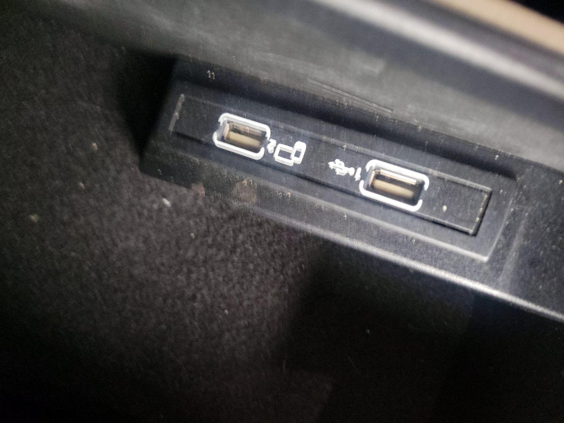 Thumbnail: 2017 Mercedes-Benz SLC - 19