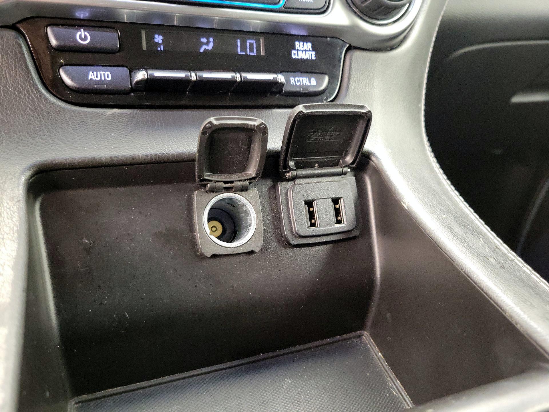 Thumbnail: 2020 Chevrolet Tahoe - 18