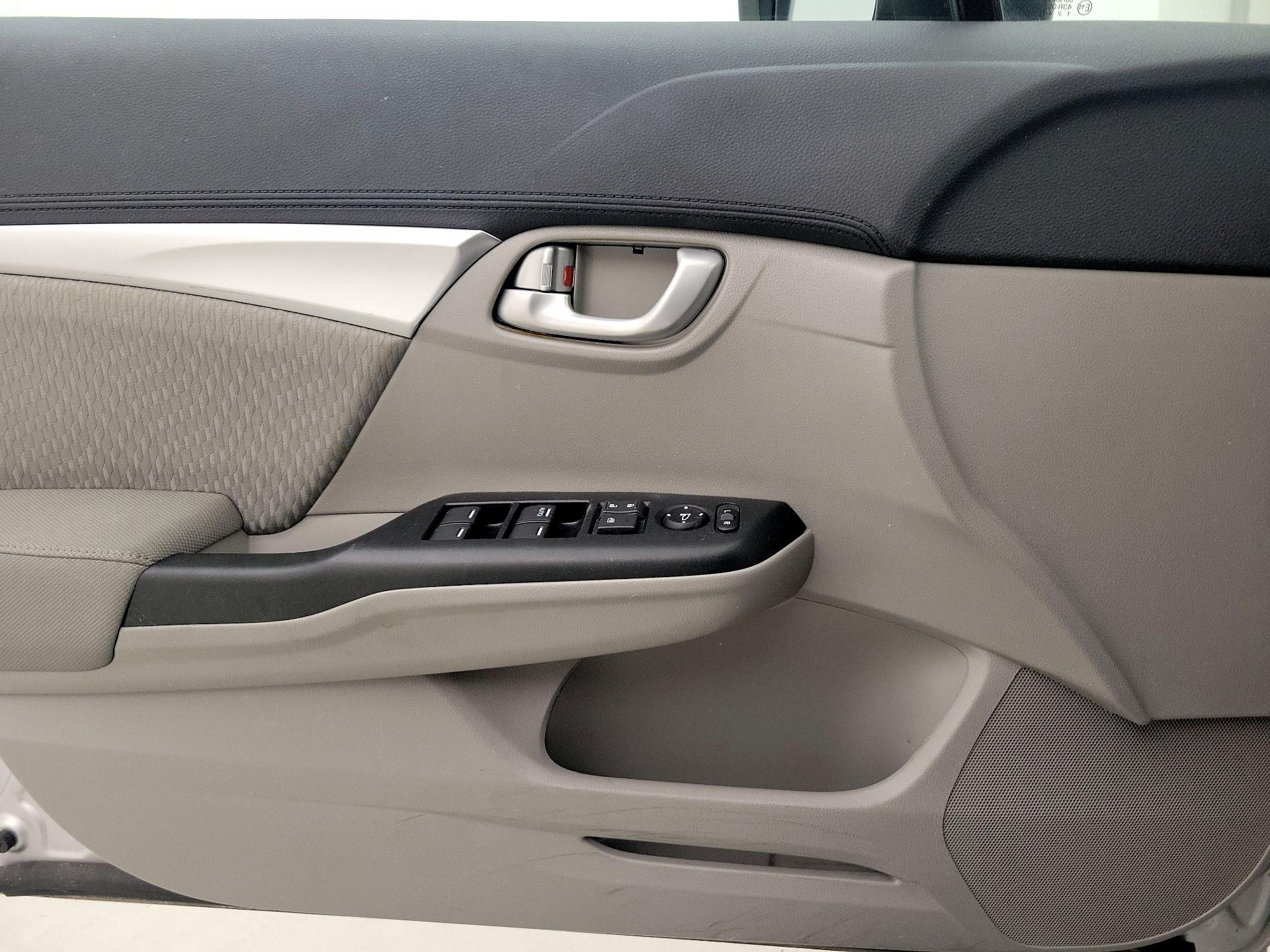 Thumbnail: 2015 Honda Civic - 12