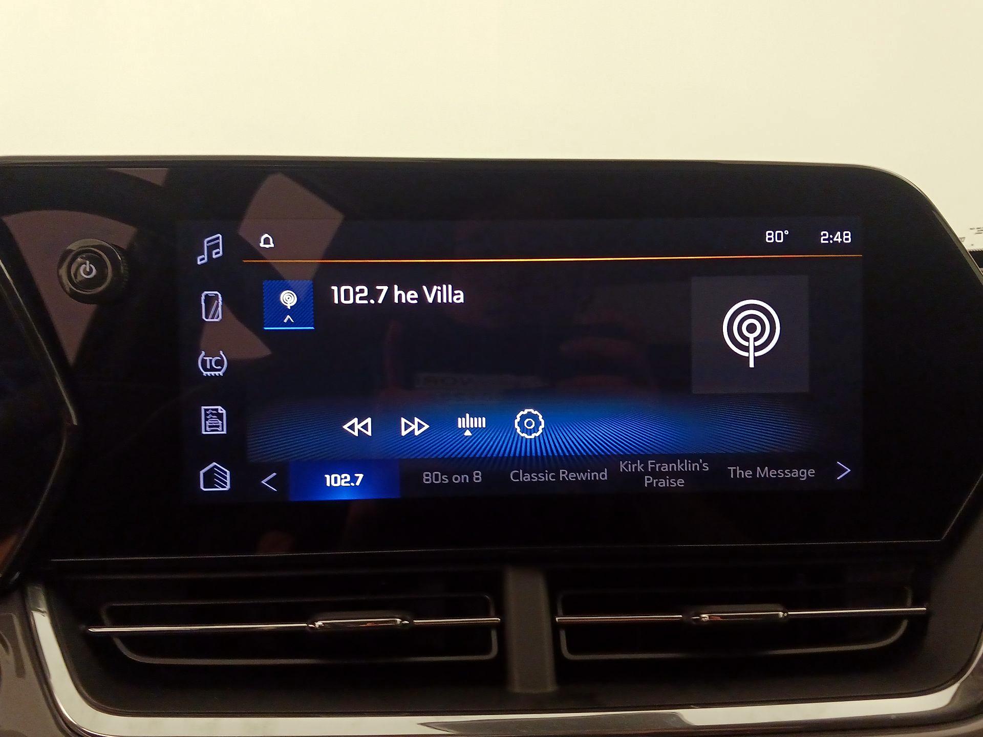 Thumbnail: 2025 Chevrolet Trax - 15