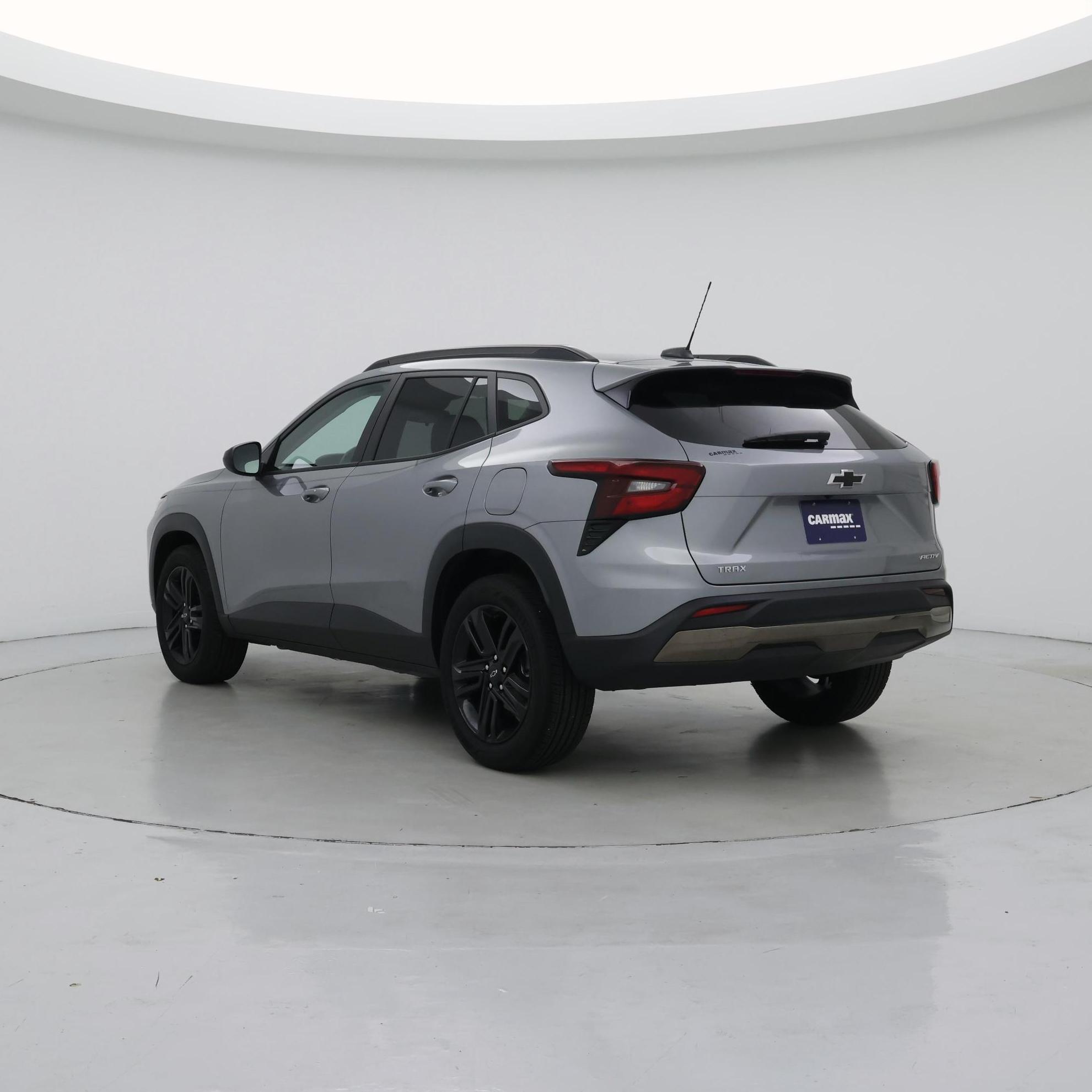 Thumbnail: 2025 Chevrolet Trax - 2