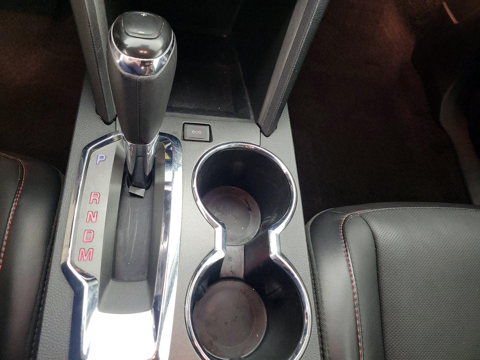 Thumbnail: 2016 GMC Terrain - 17