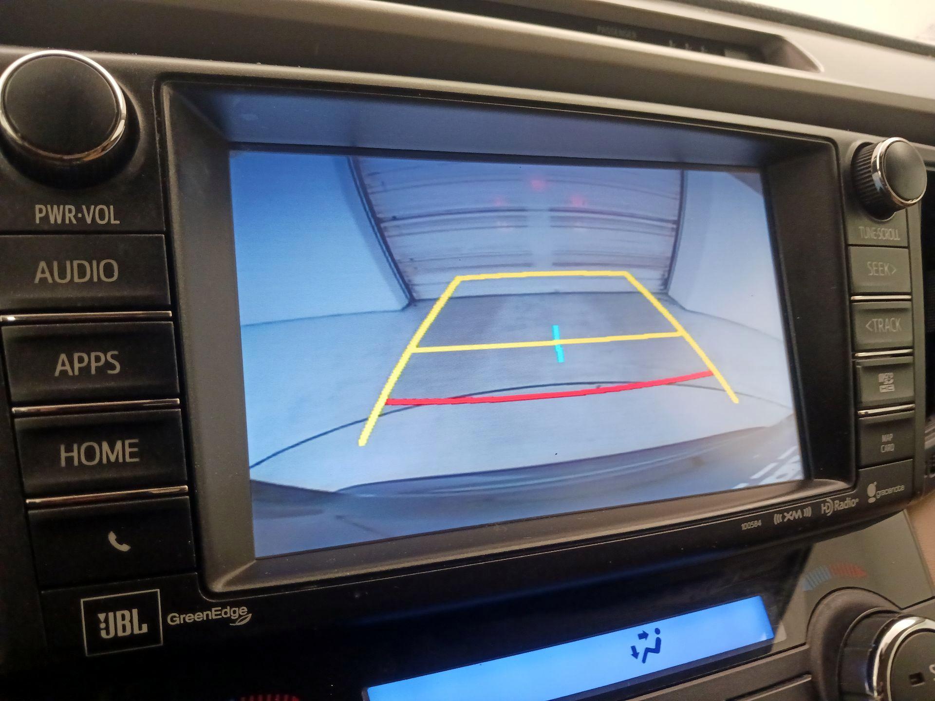 Thumbnail: 2018 Toyota RAV4 - 14