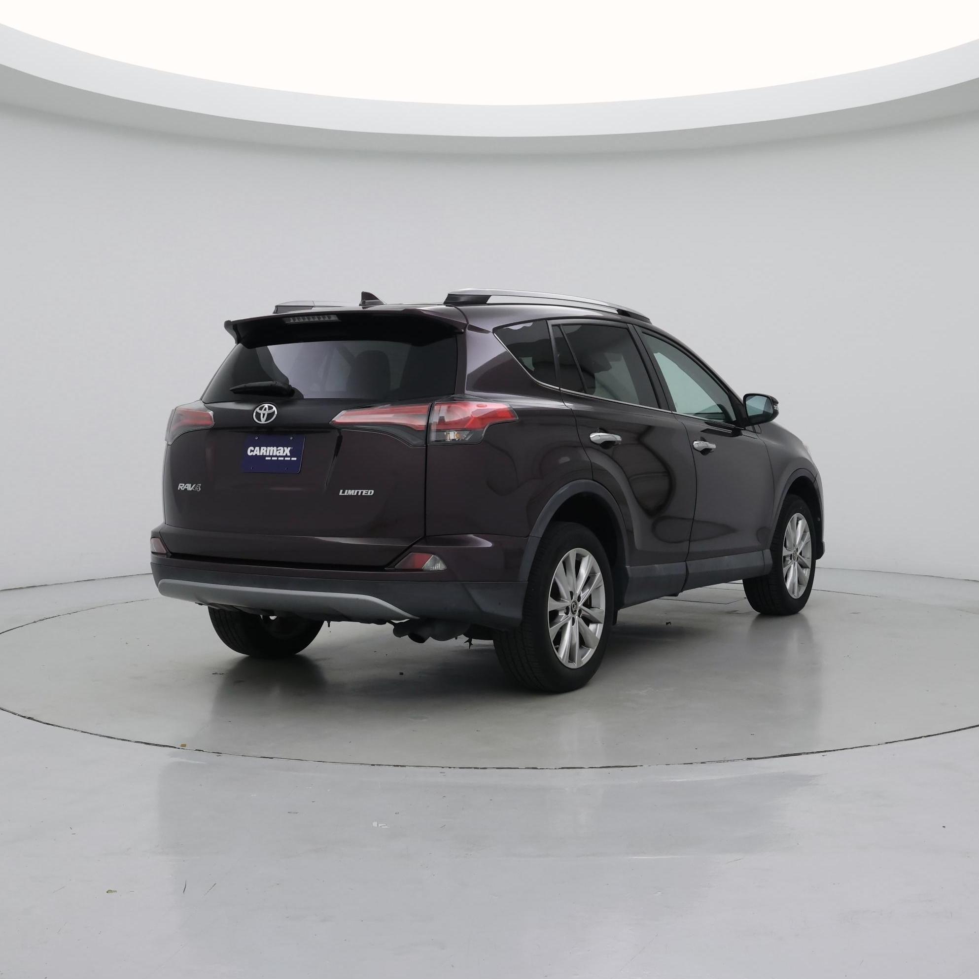 Thumbnail: 2018 Toyota RAV4 - 8