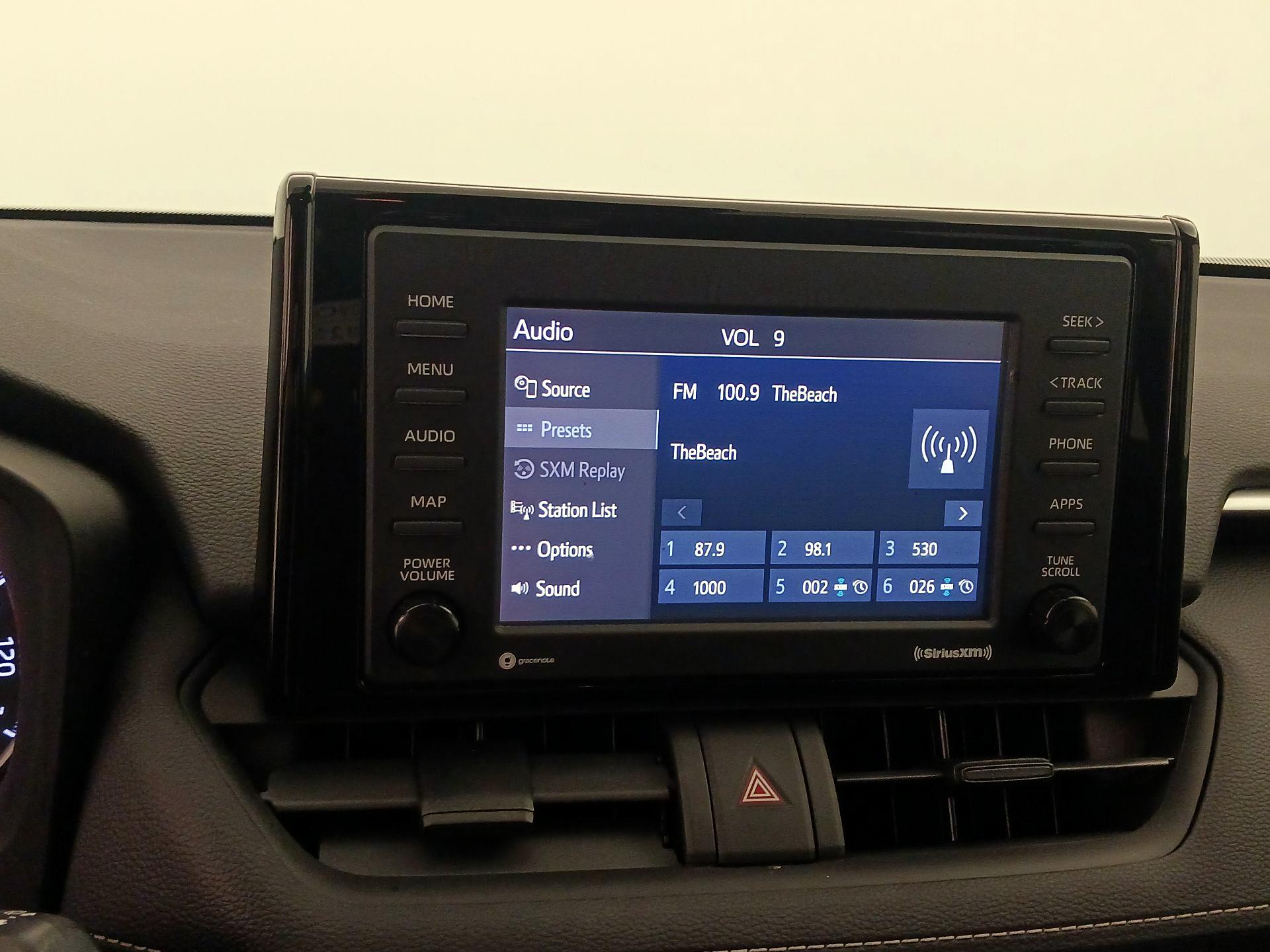 Thumbnail: 2021 Toyota RAV4 - 15