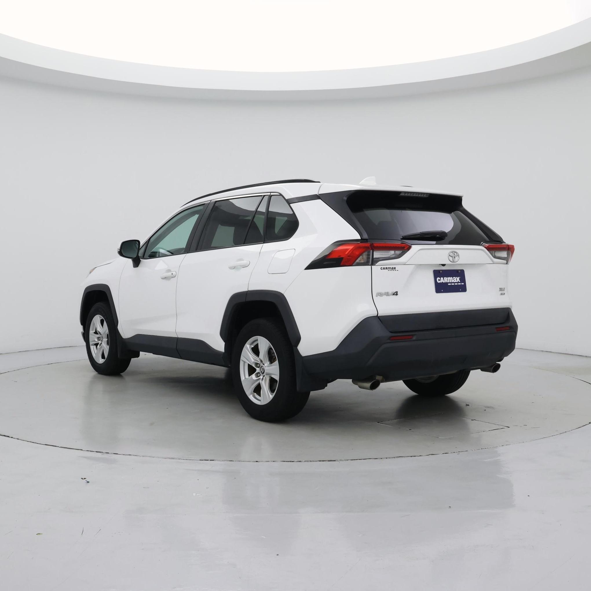 Thumbnail: 2021 Toyota RAV4 - 2