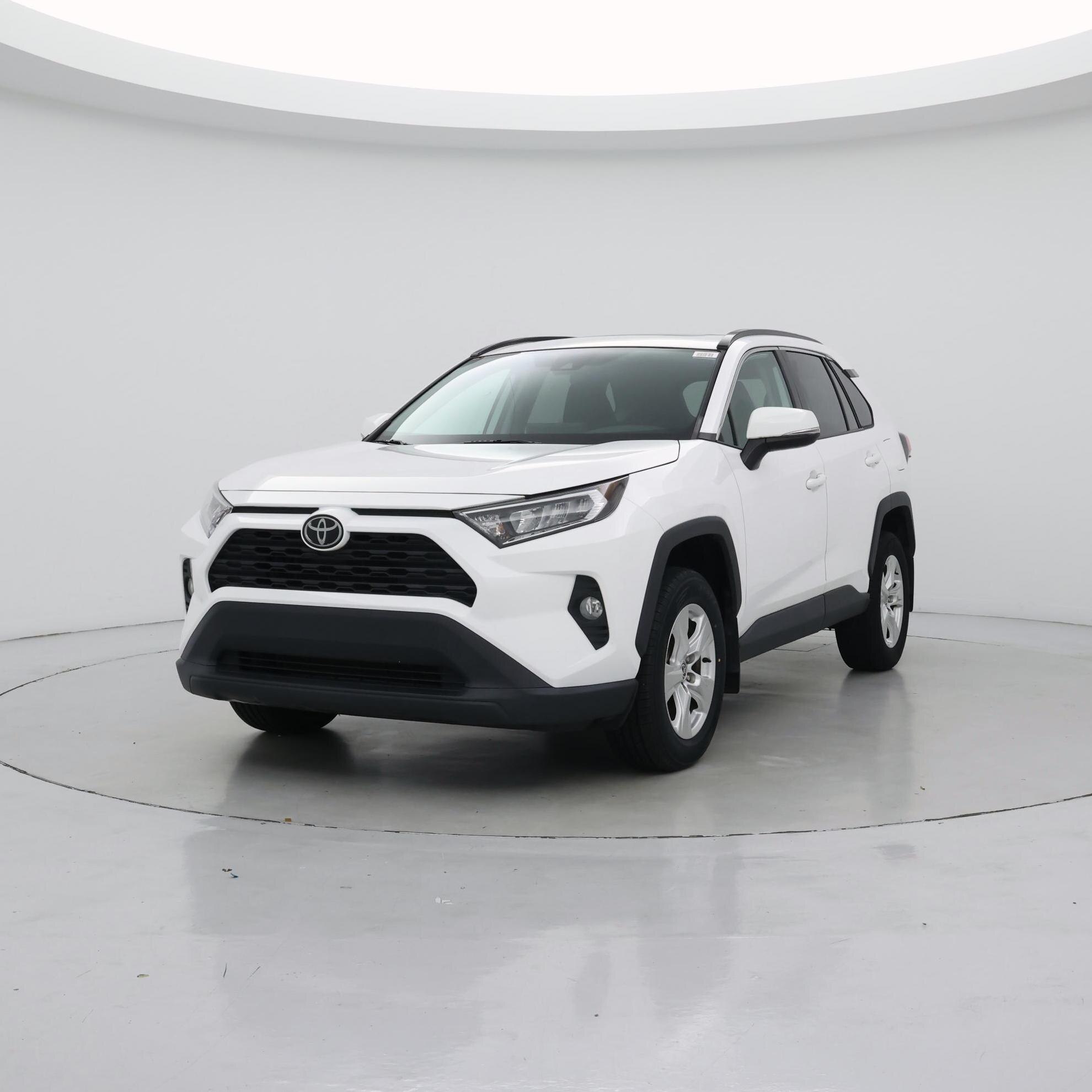 Thumbnail: 2021 Toyota RAV4 - 4
