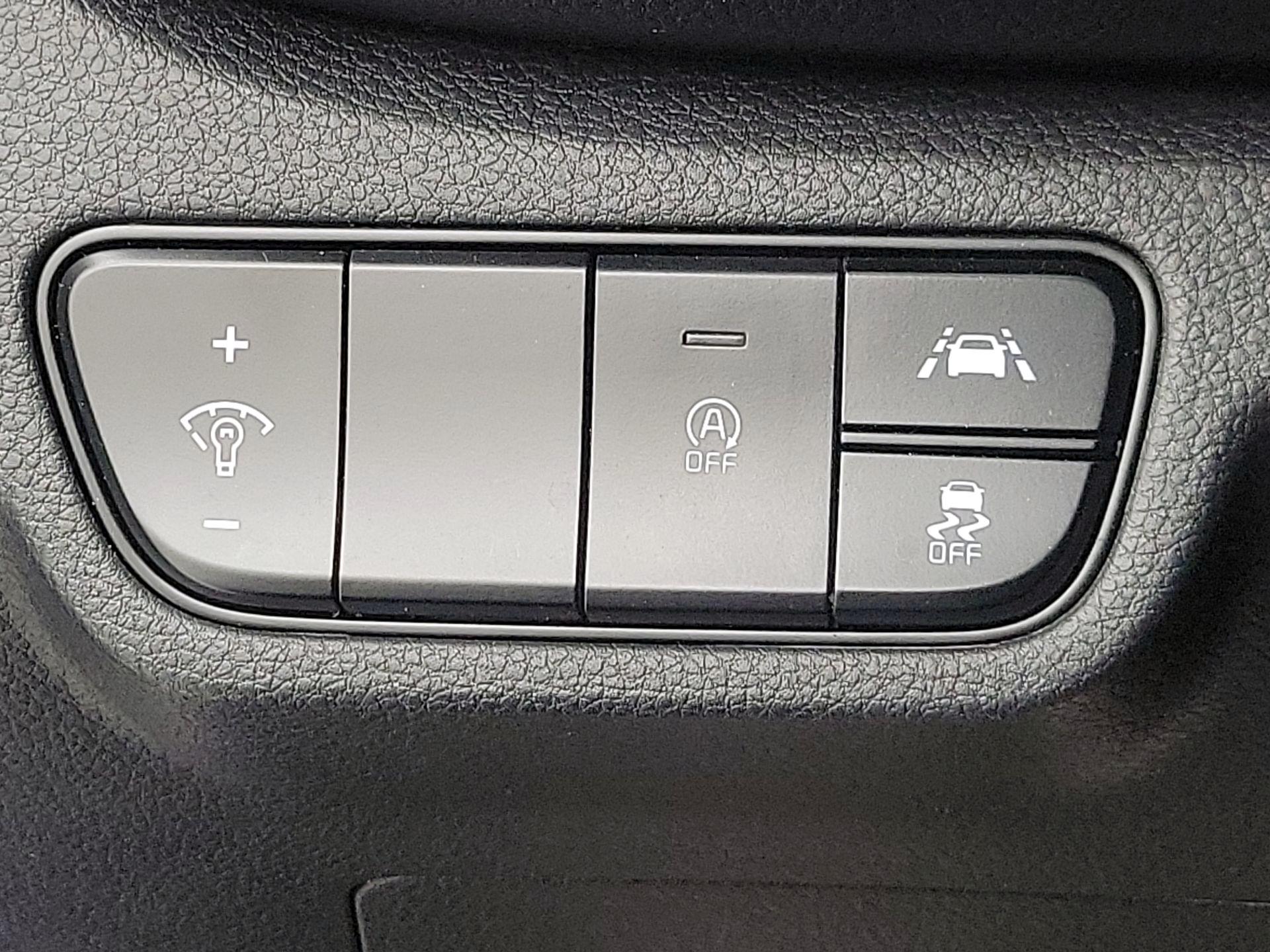 Thumbnail: 2021 Kia Seltos - 13