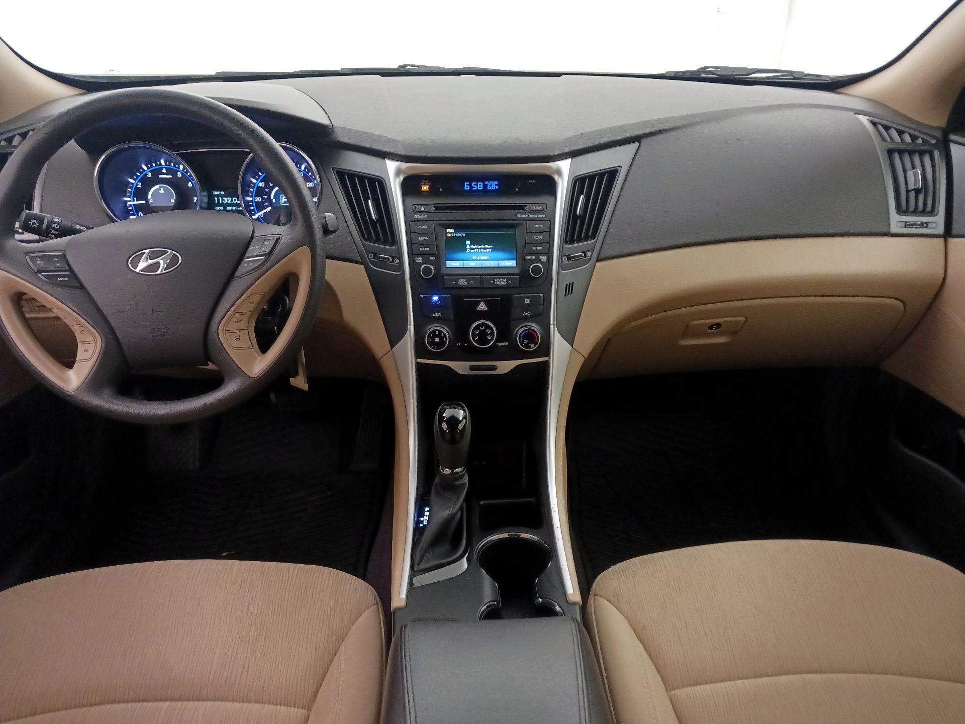 Thumbnail: 2014 Hyundai Sonata - 9