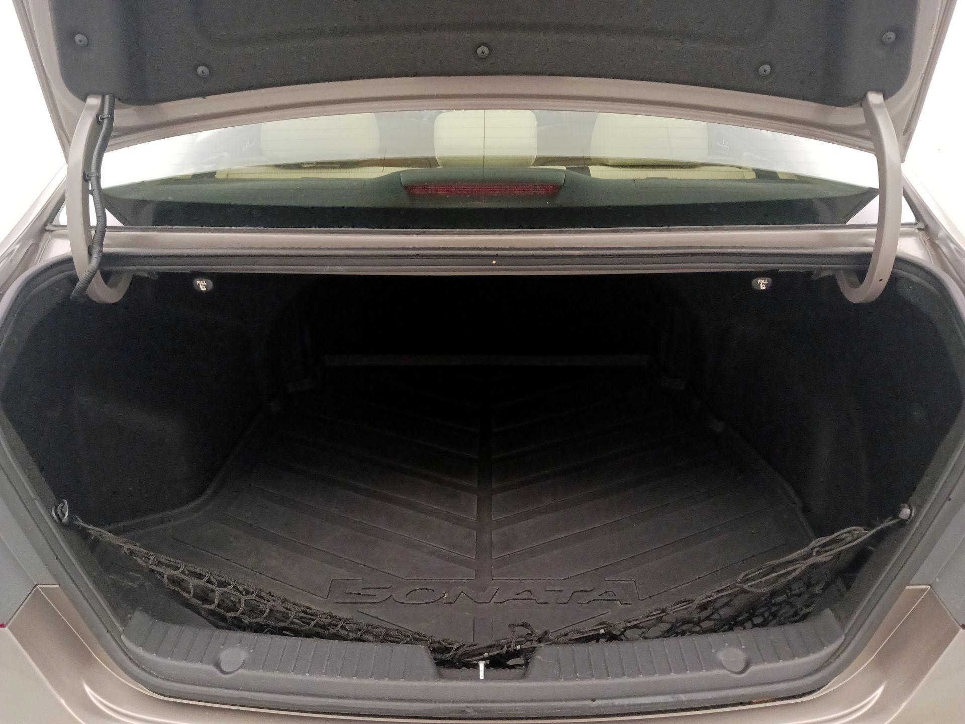 Thumbnail: 2014 Hyundai Sonata - 20