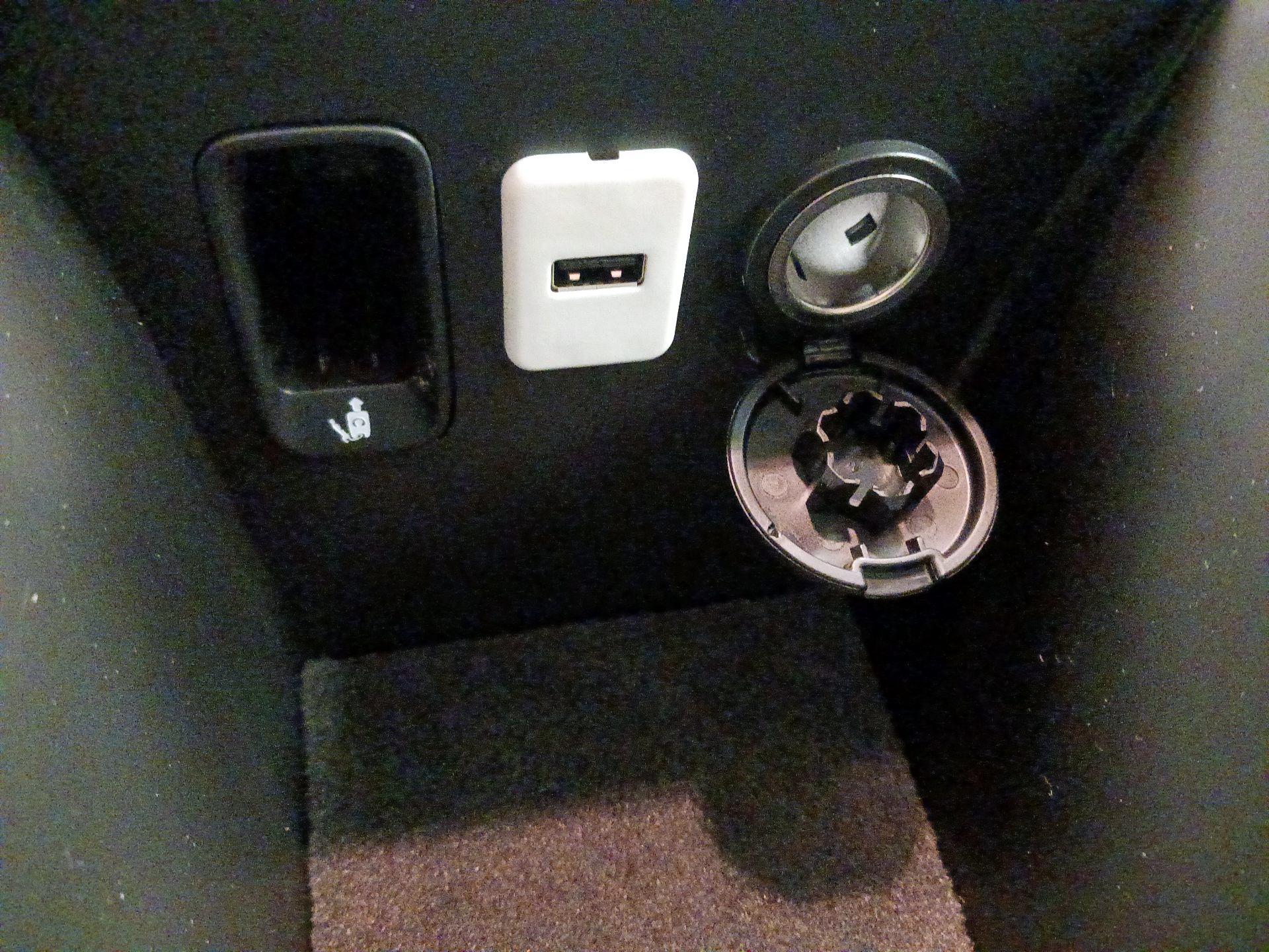 Thumbnail: 2016 Chevrolet  - 19