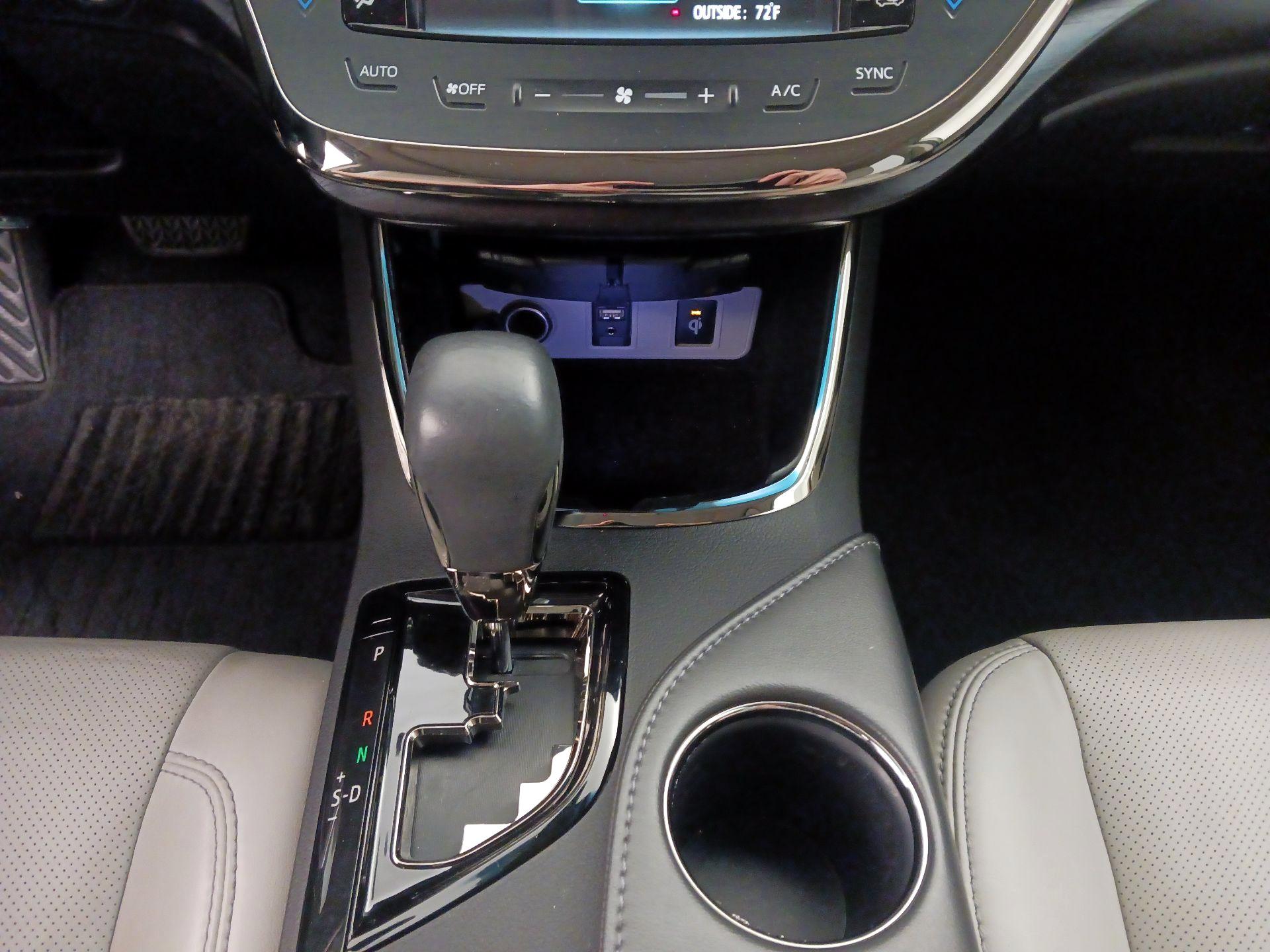 Thumbnail: 2018 Toyota Avalon - 18