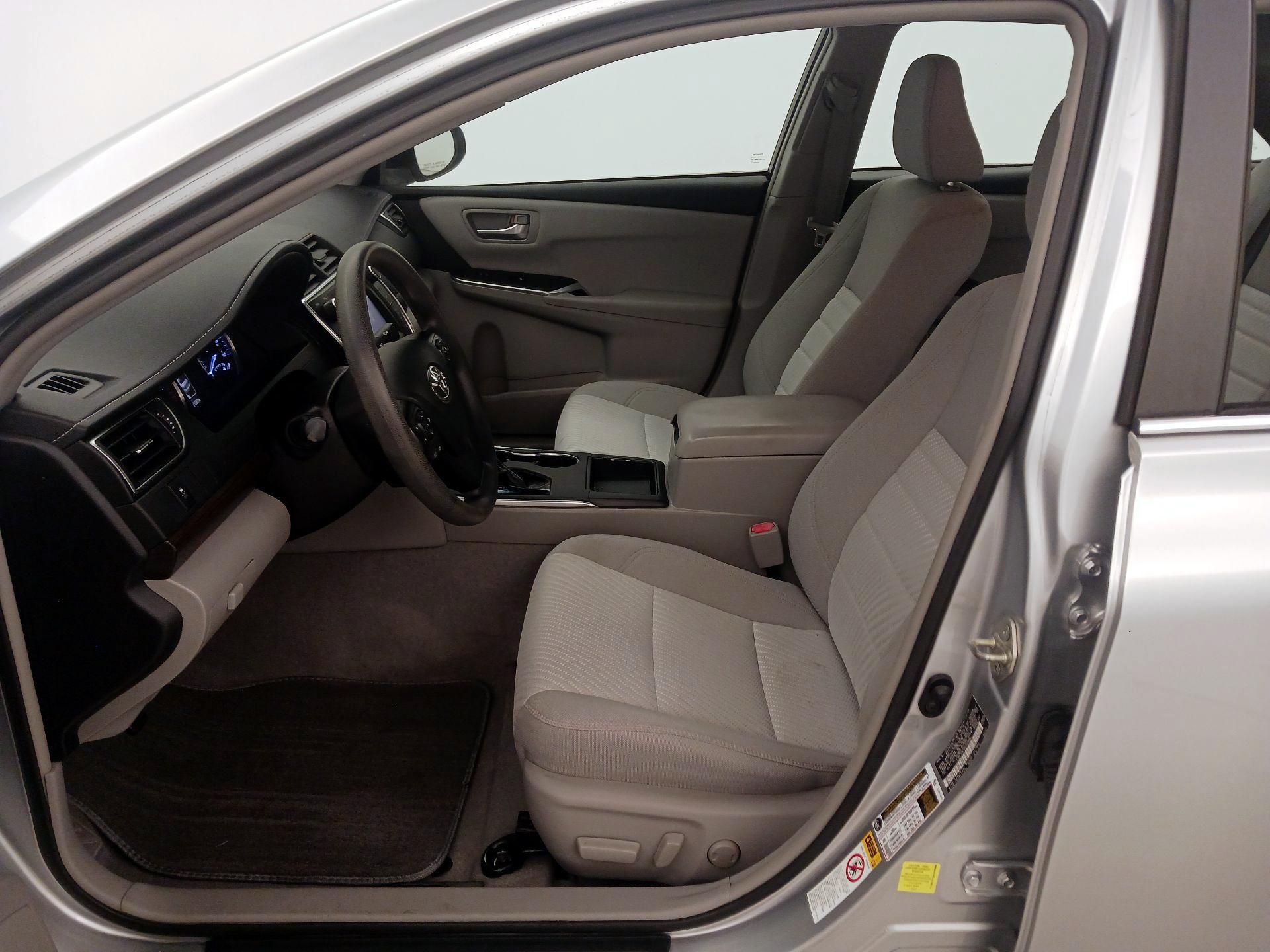Thumbnail: 2017 Toyota Camry - 11