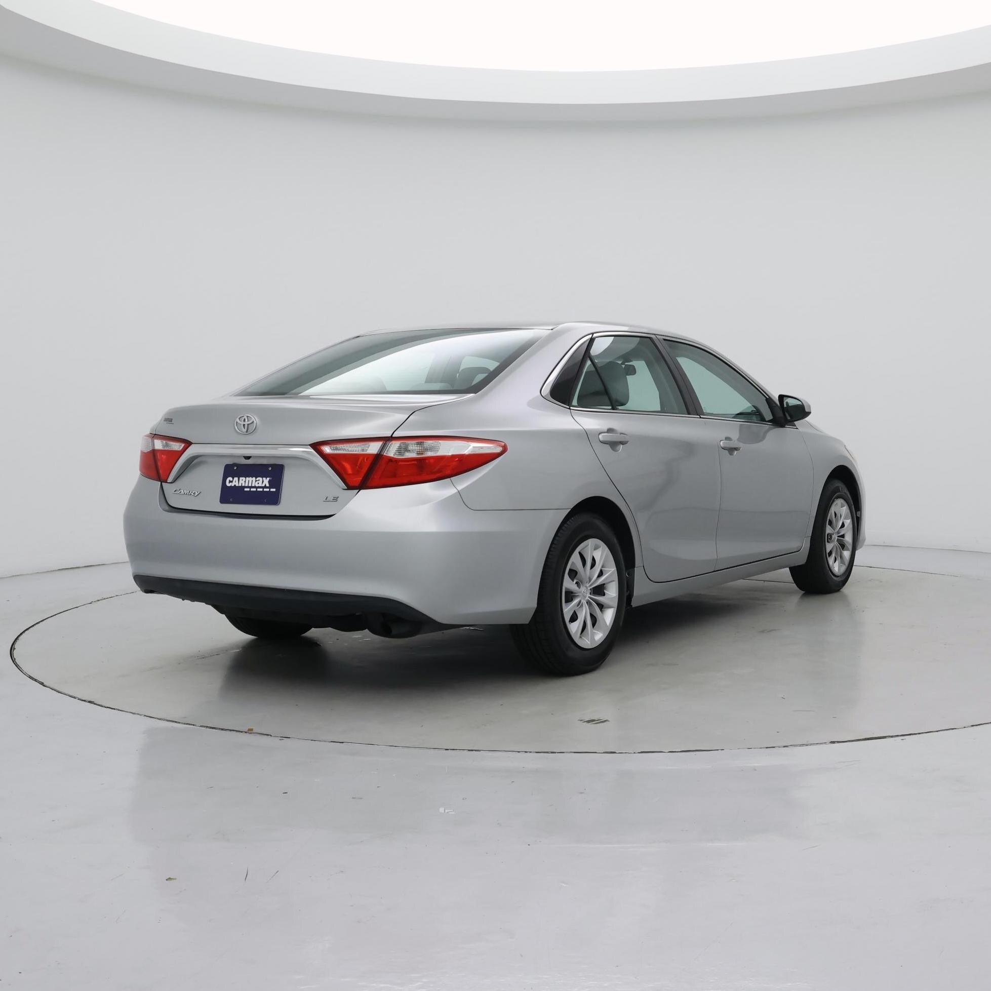 Thumbnail: 2017 Toyota Camry - 8
