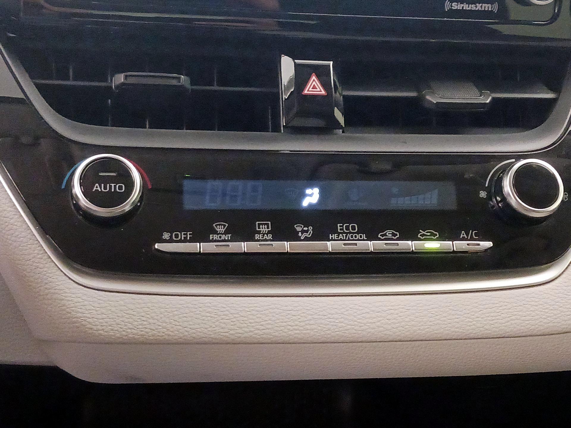 Thumbnail: 2022 Toyota Corolla - 16