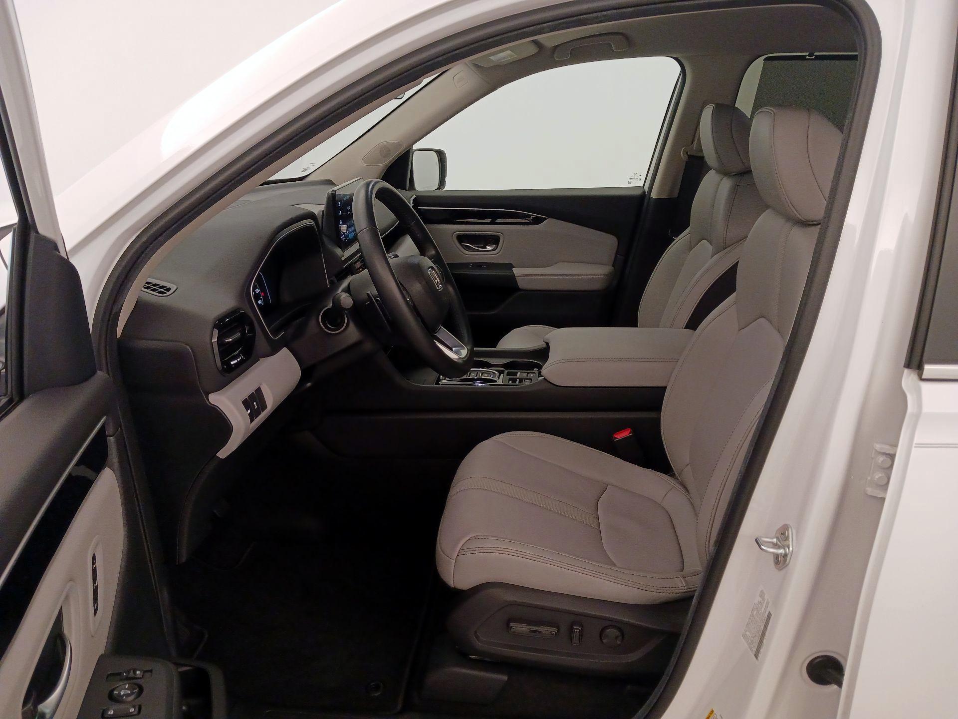 Thumbnail: 2024 Honda Pilot - 11