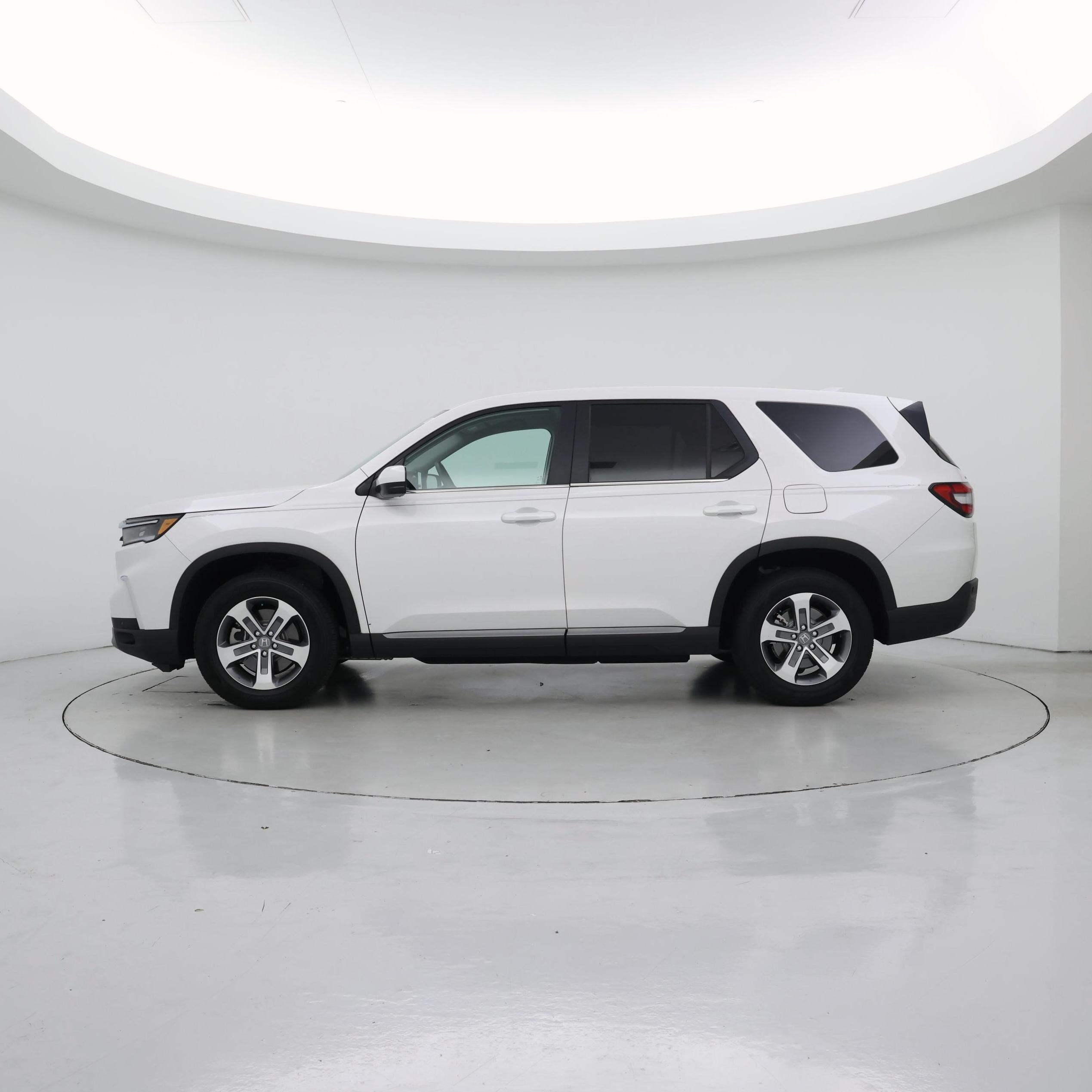 Thumbnail: 2024 Honda Pilot - 3