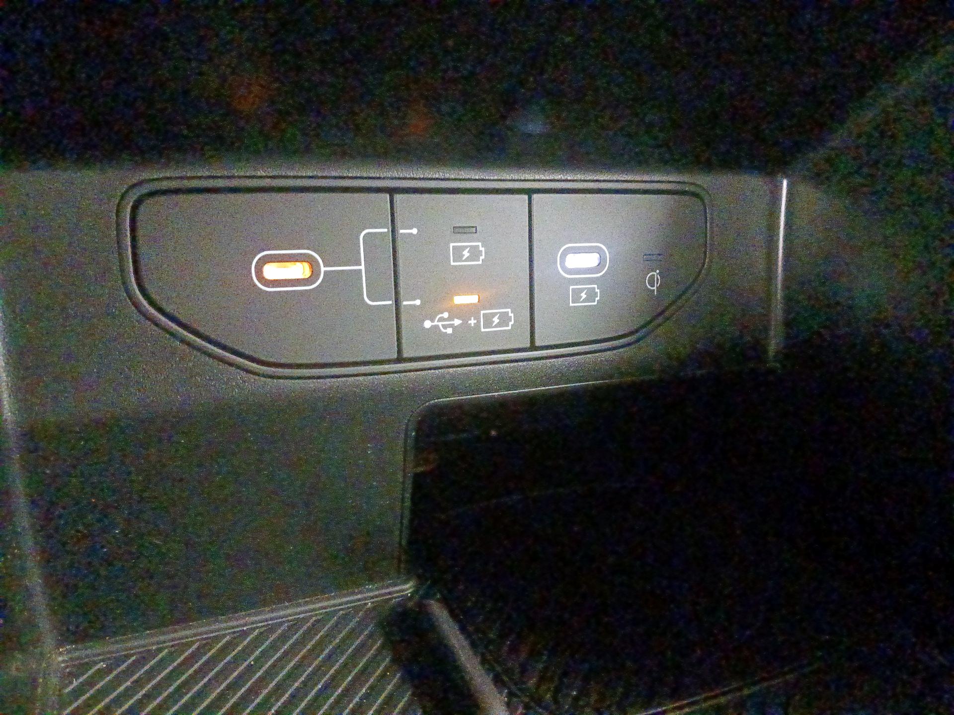 Thumbnail: 2025 Kia Sorento - 17