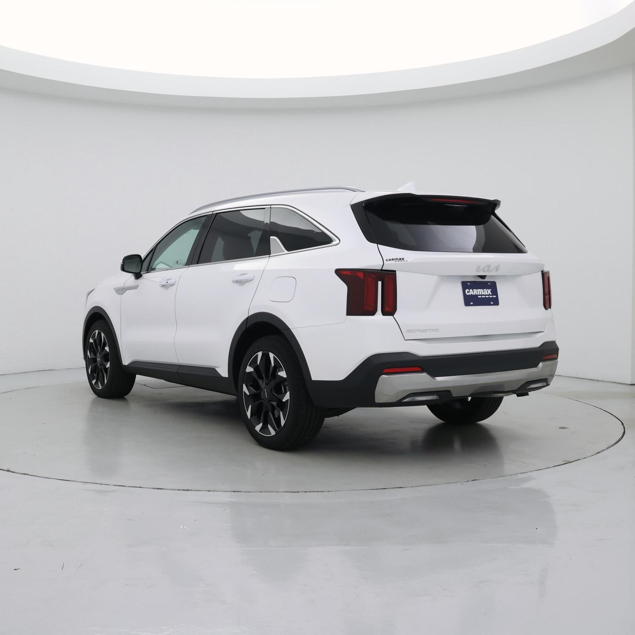 Thumbnail: 2025 Kia Sorento - 2