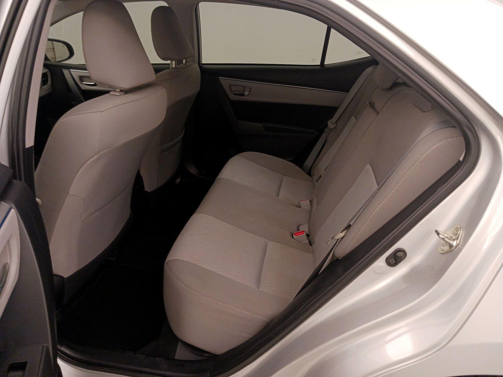 Thumbnail: 2015 Toyota Corolla - 19