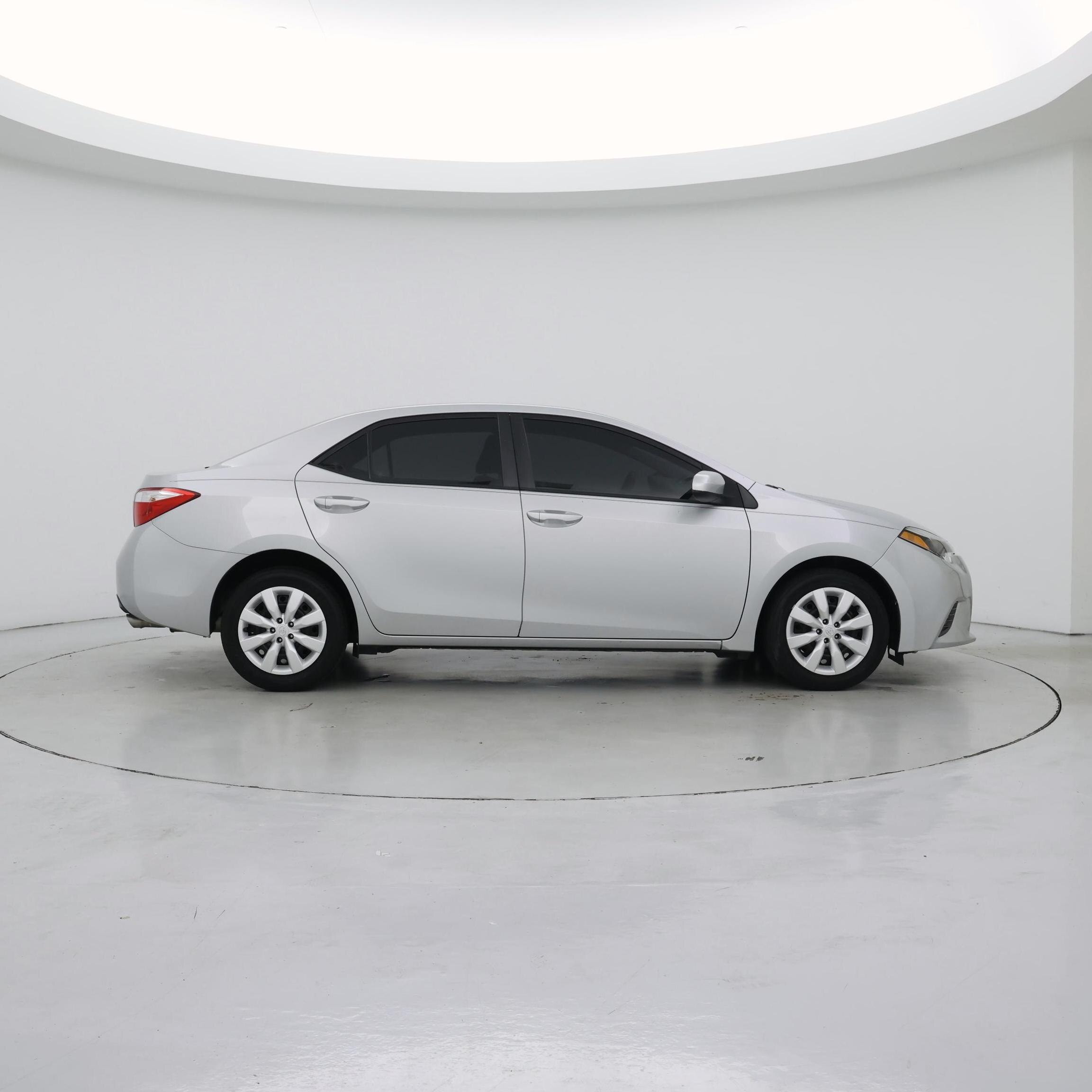 Thumbnail: 2015 Toyota Corolla - 7
