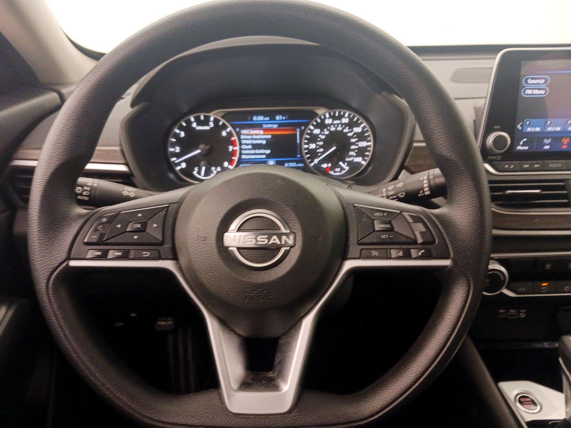 Thumbnail: 2024 Nissan Altima - 10