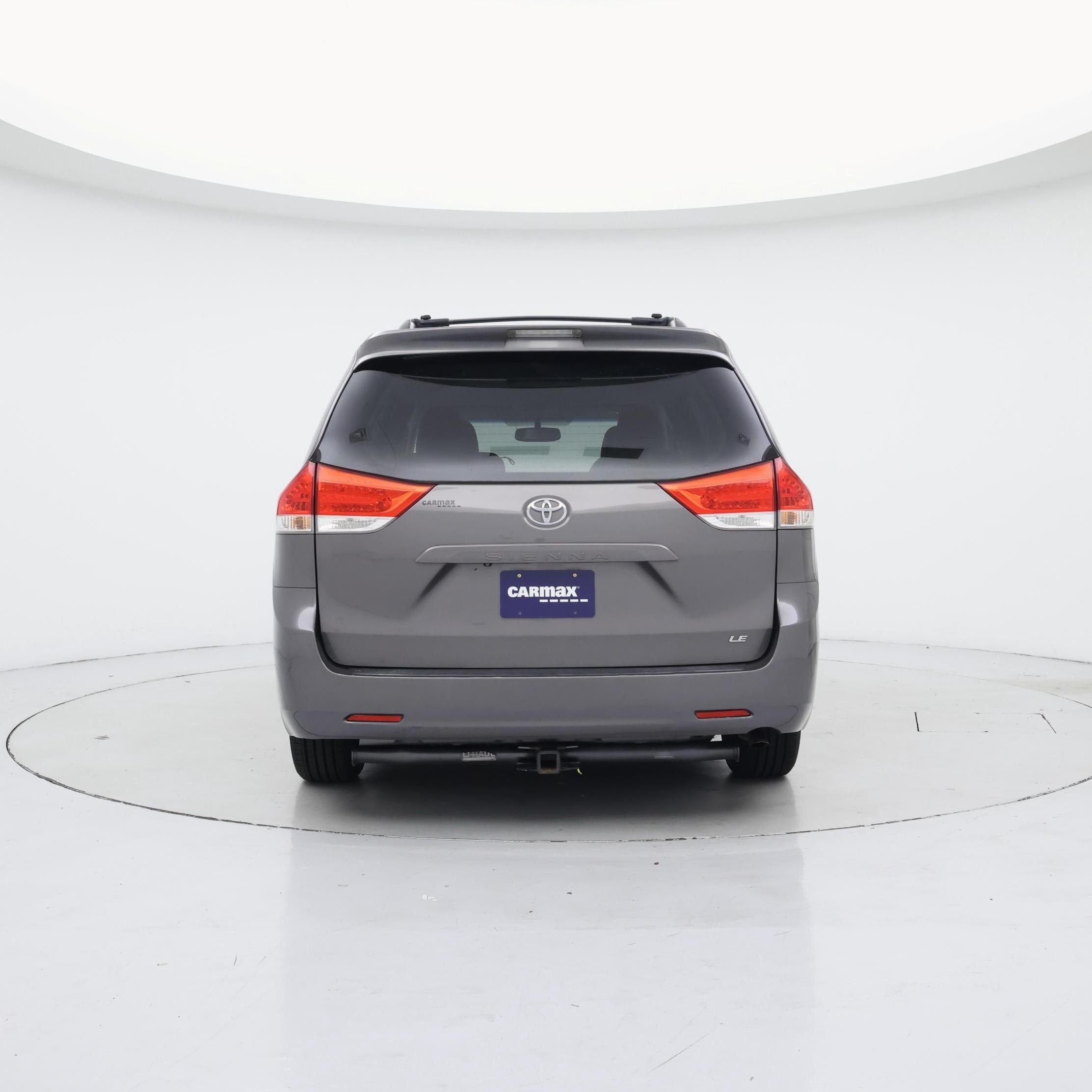 Thumbnail: 2014 Toyota Sienna - 6