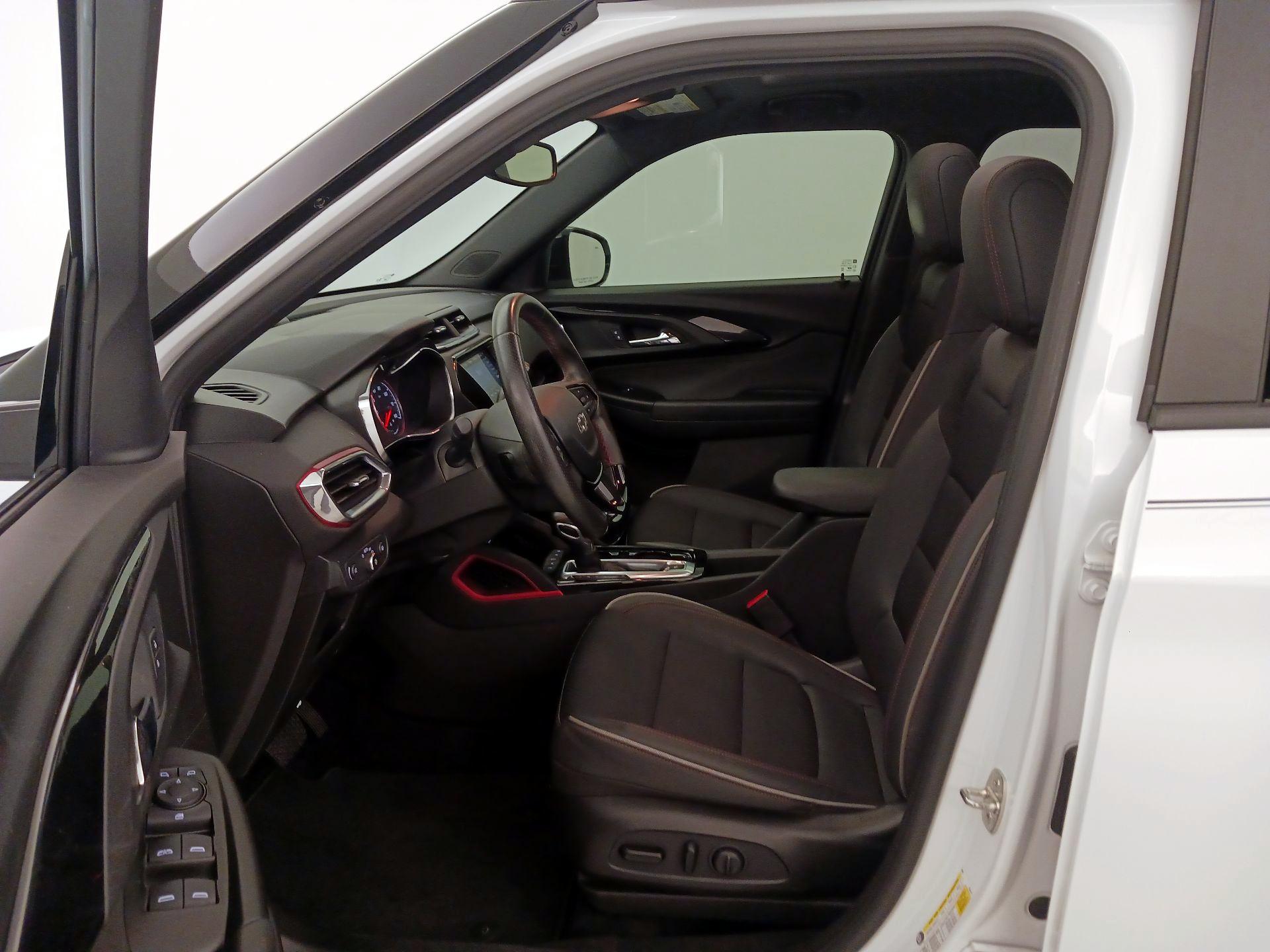 Thumbnail: 2021 Chevrolet TrailBlazer - 11