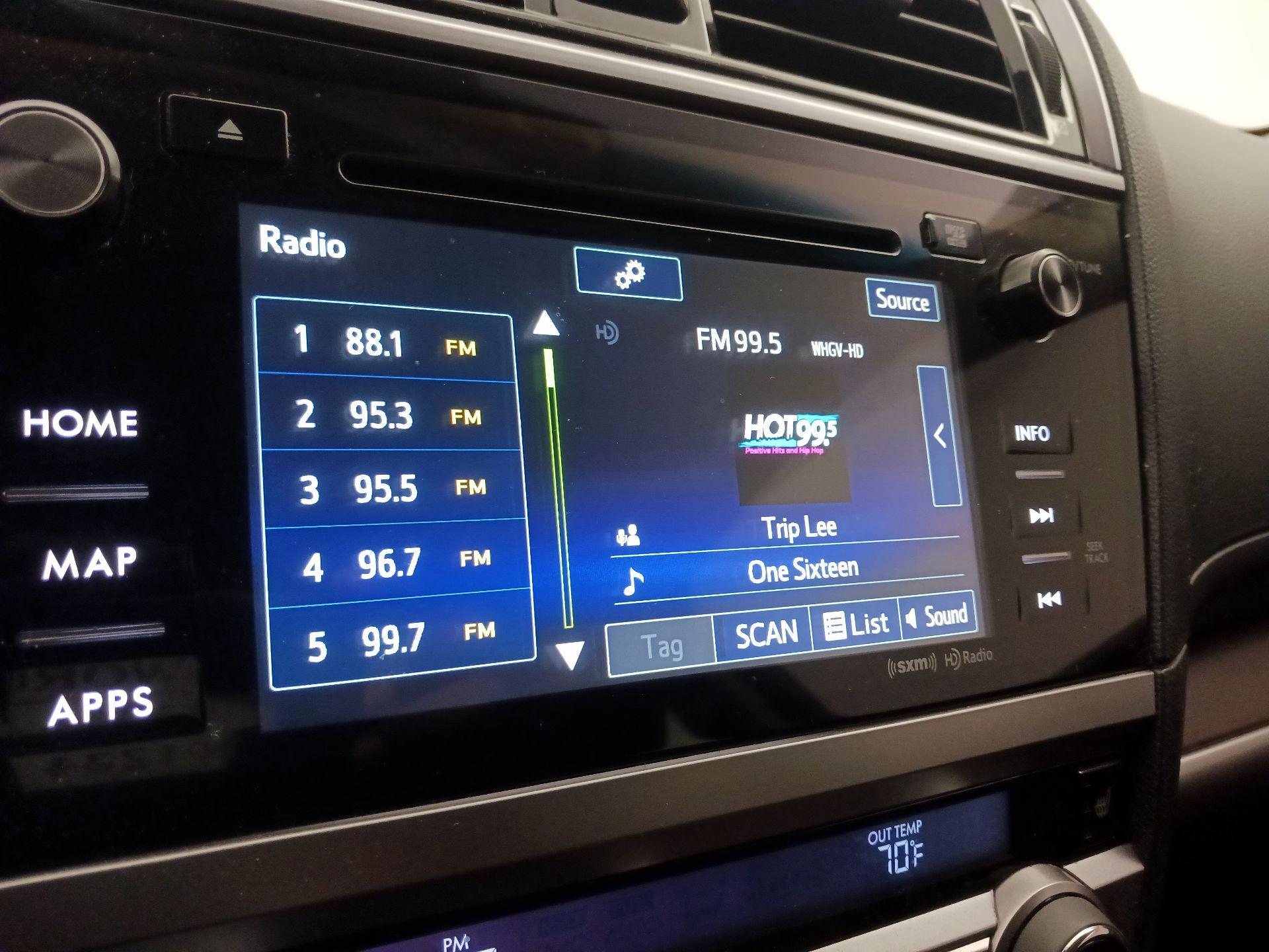 Thumbnail: 2017 Subaru Outback - 16