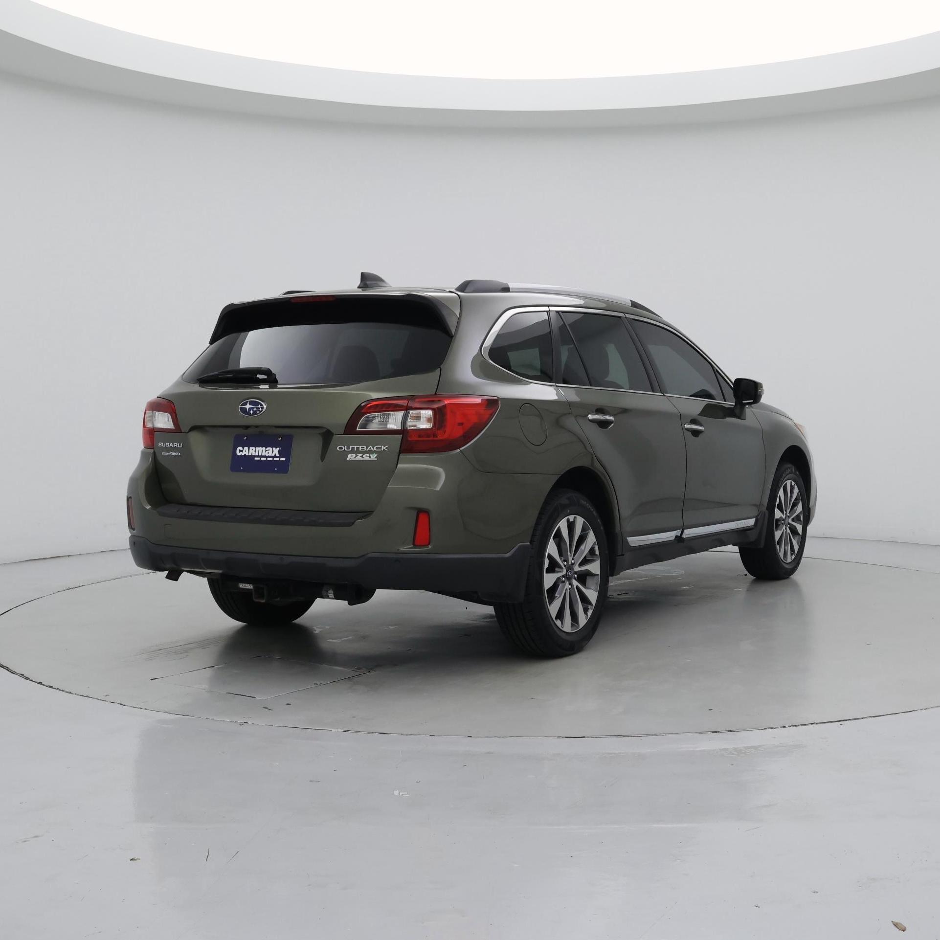 Thumbnail: 2017 Subaru Outback - 8