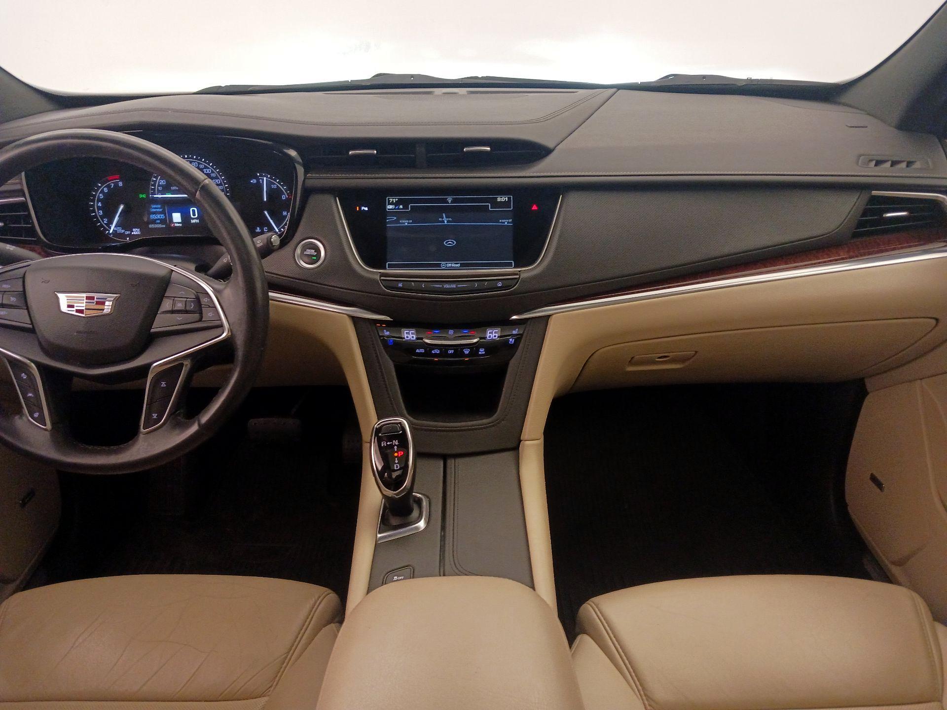 Thumbnail: 2018 Cadillac XT5 - 9