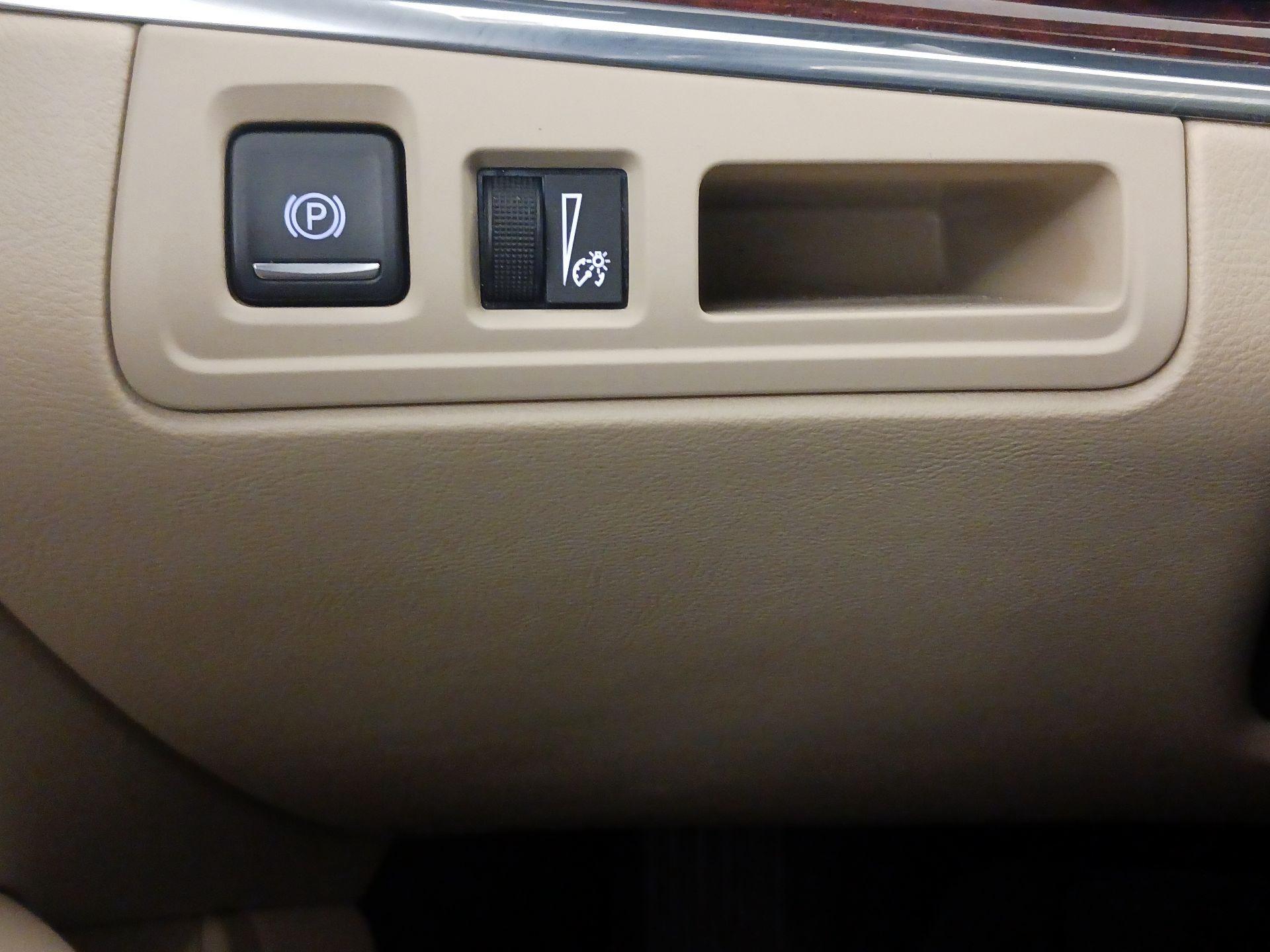 Thumbnail: 2018 Cadillac XT5 - 13