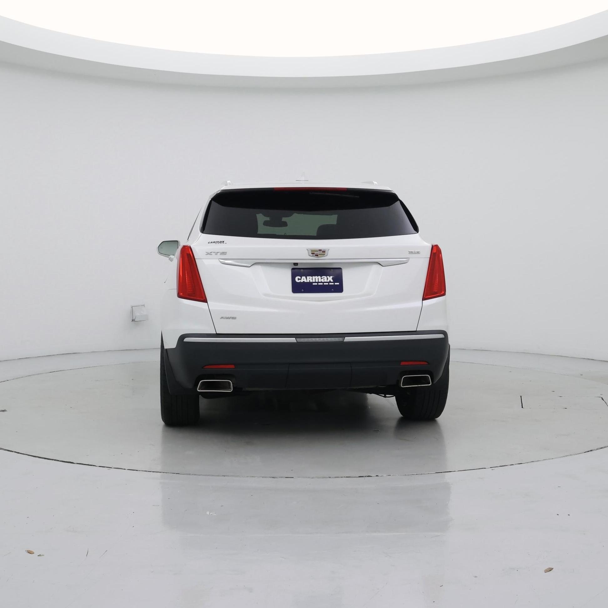 Thumbnail: 2018 Cadillac XT5 - 6